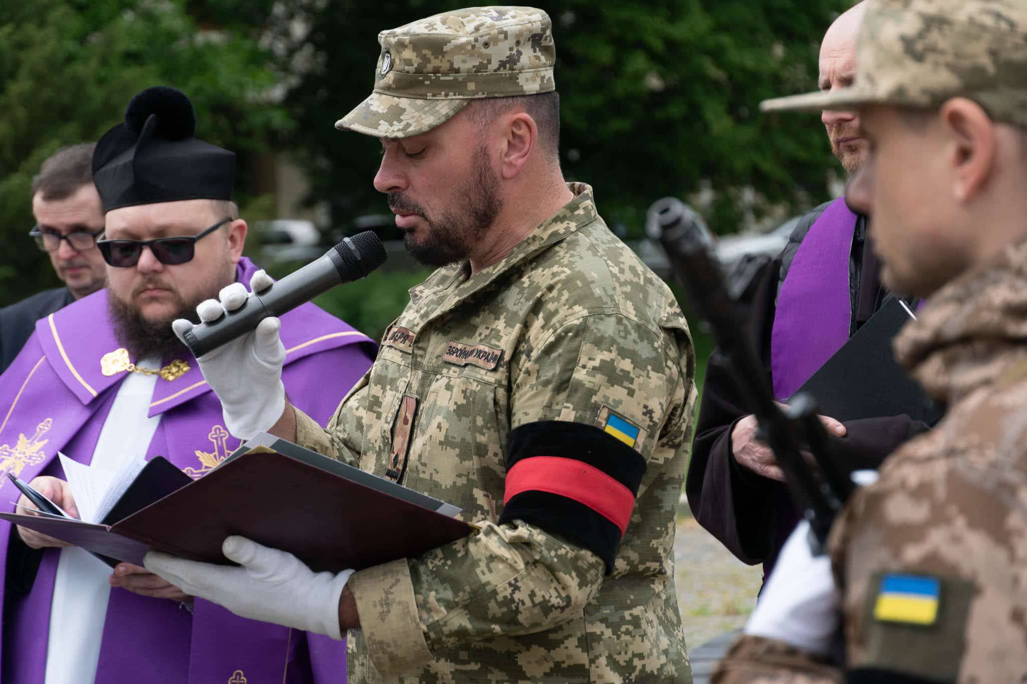 В Ужгороді попрощалися із 50-річним солдатом Віктором Зацариніним