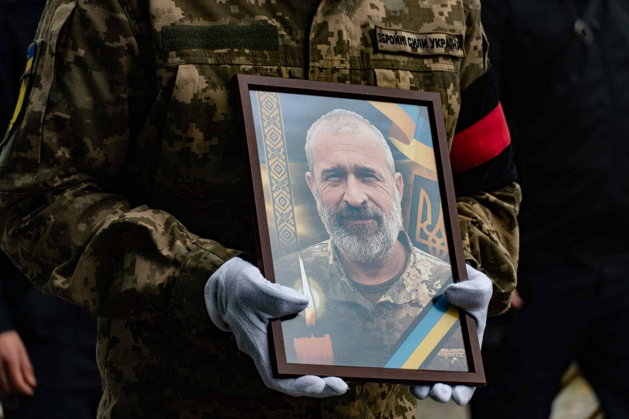 В Ужгороді попрощалися із 50-річним солдатом Віктором Зацариніним