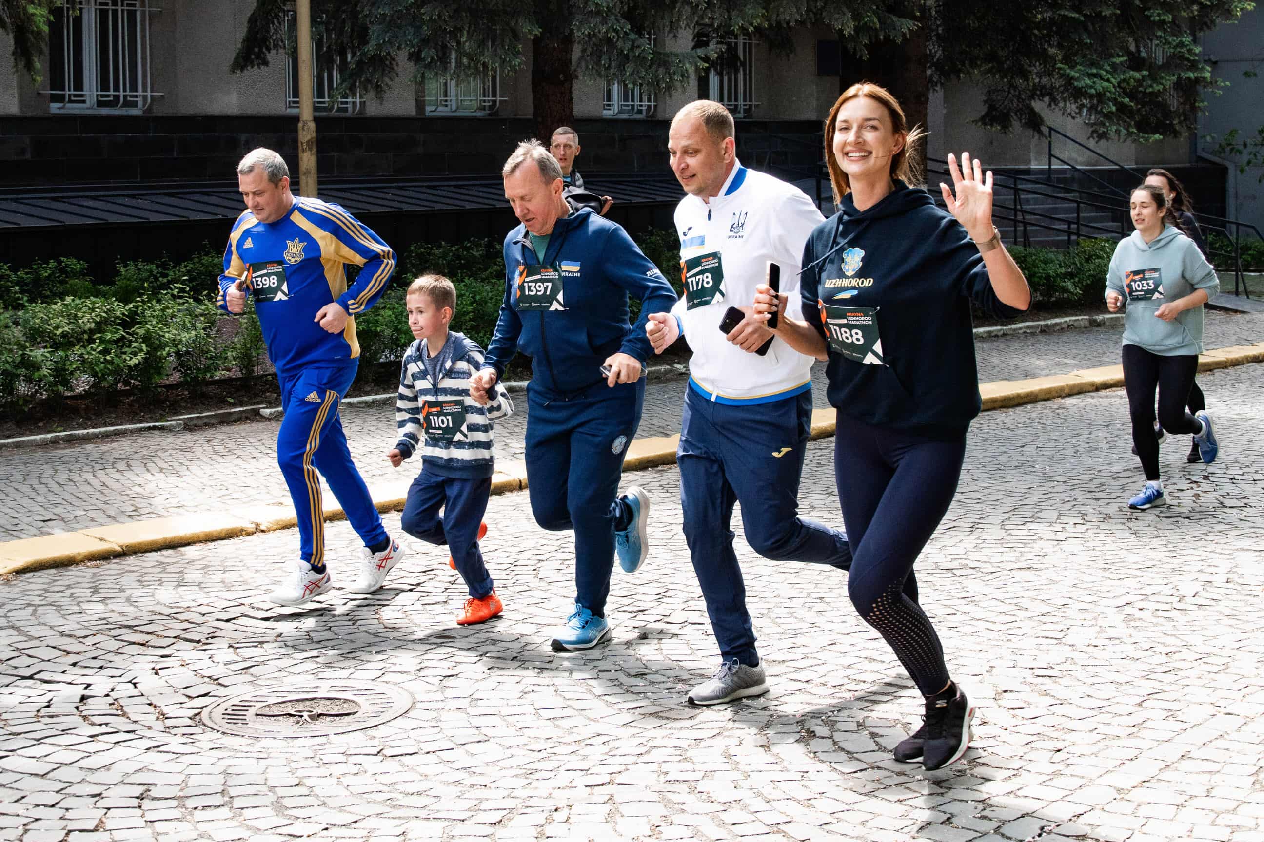Понад 1000 людей долучилися сьогодні до Krayna Uzhhorod Marathon