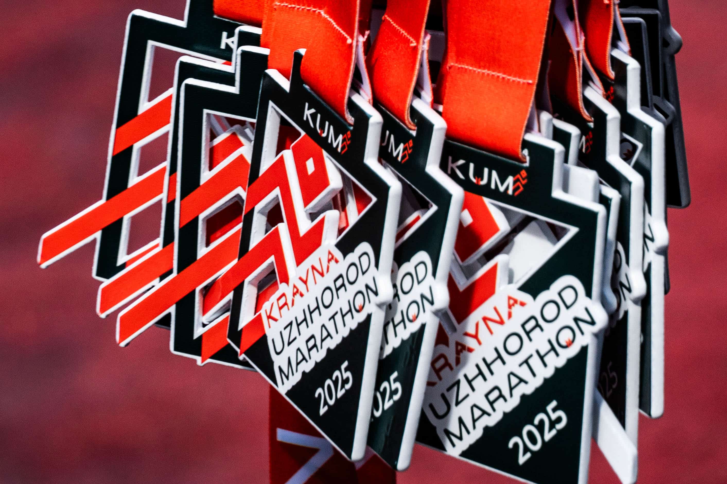 Понад 1000 людей долучилися сьогодні до Krayna Uzhhorod Marathon