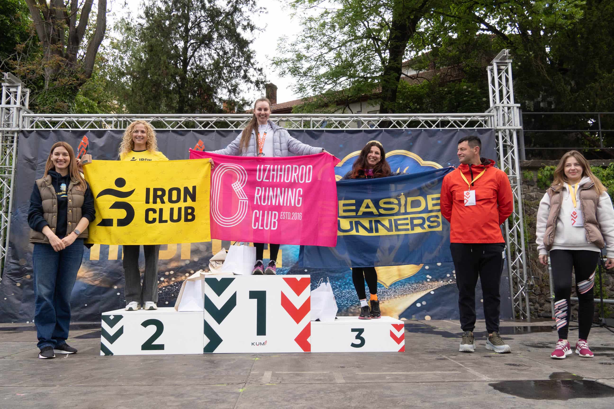 Понад 1000 людей долучилися сьогодні до Krayna Uzhhorod Marathon