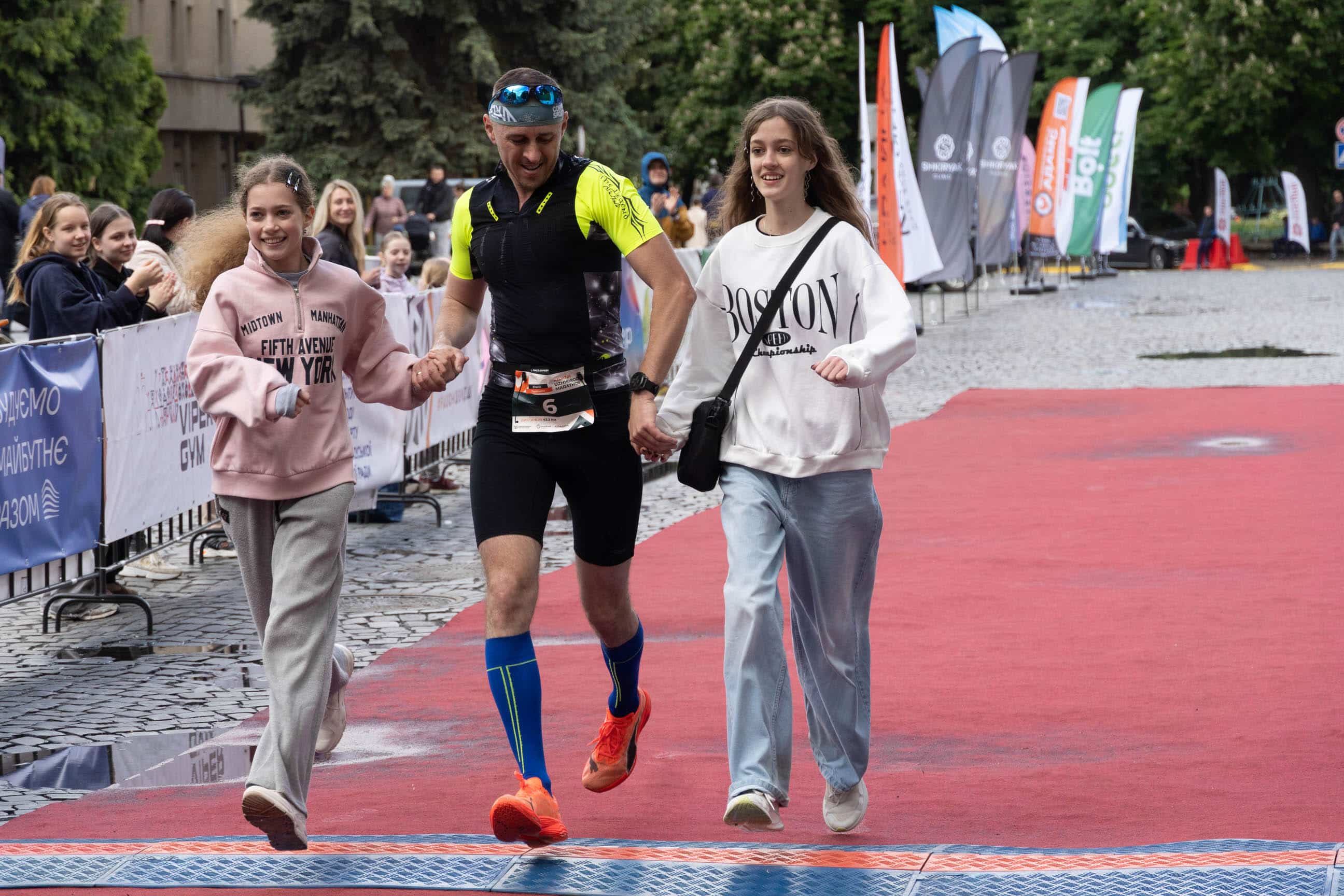Понад 1000 людей долучилися сьогодні до Krayna Uzhhorod Marathon
