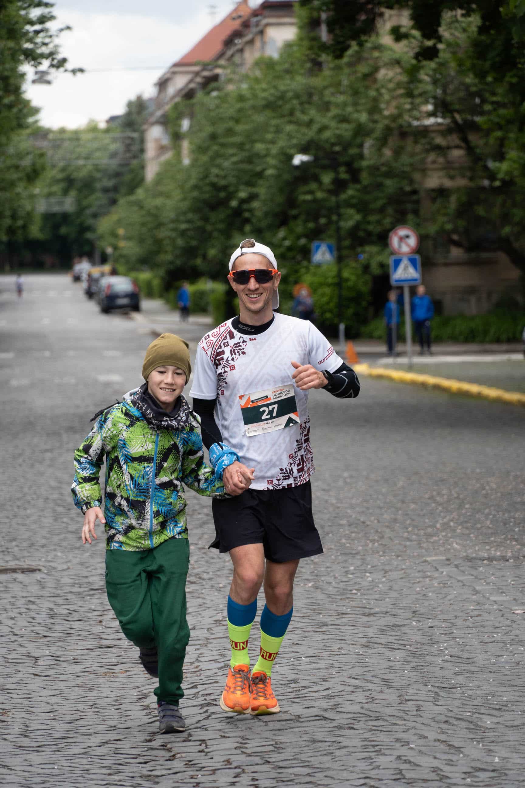 Понад 1000 людей долучилися сьогодні до Krayna Uzhhorod Marathon