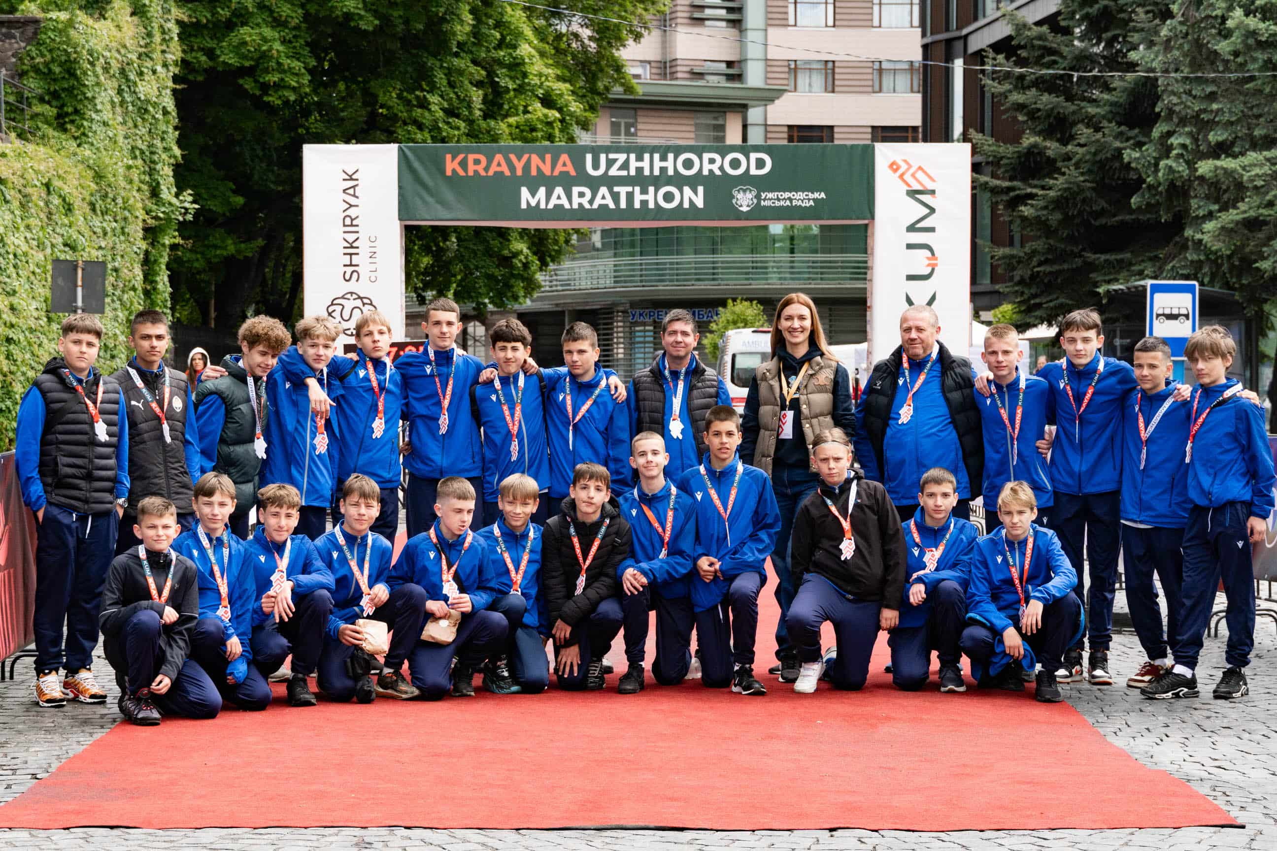 Понад 1000 людей долучилися сьогодні до Krayna Uzhhorod Marathon