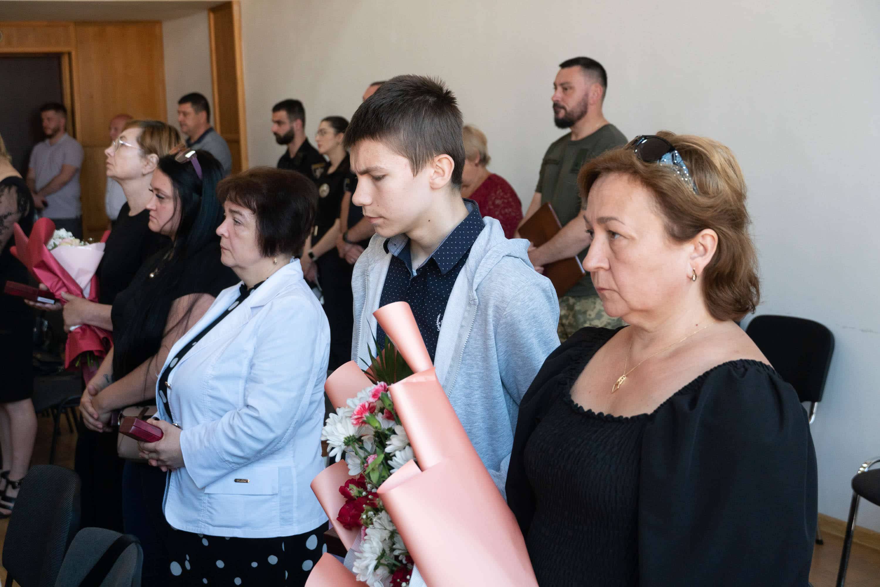 Ордени «За мужність» ІІІ ступеня (посмертно) рідним загиблих Захисників вручив міський голова Богдан Андріїв