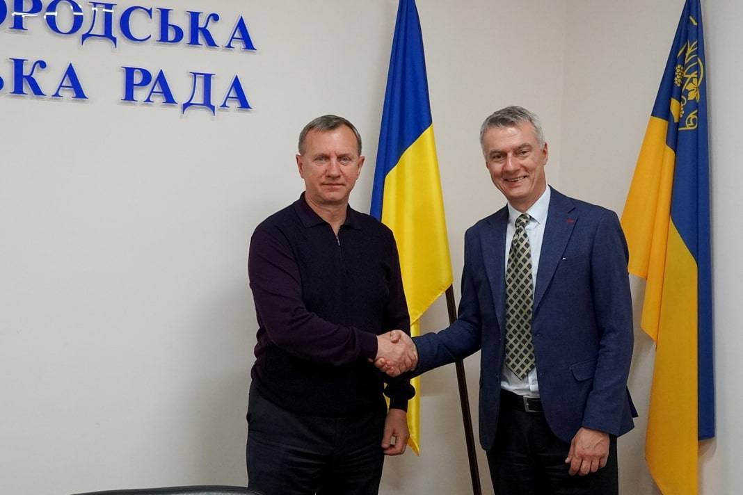 Міський голова Ужгорода Богдан Андріїв зустрівся сьогодні із новопризначеним Генеральним консулом Республіки Польща у Львові Мареком Радзівоном