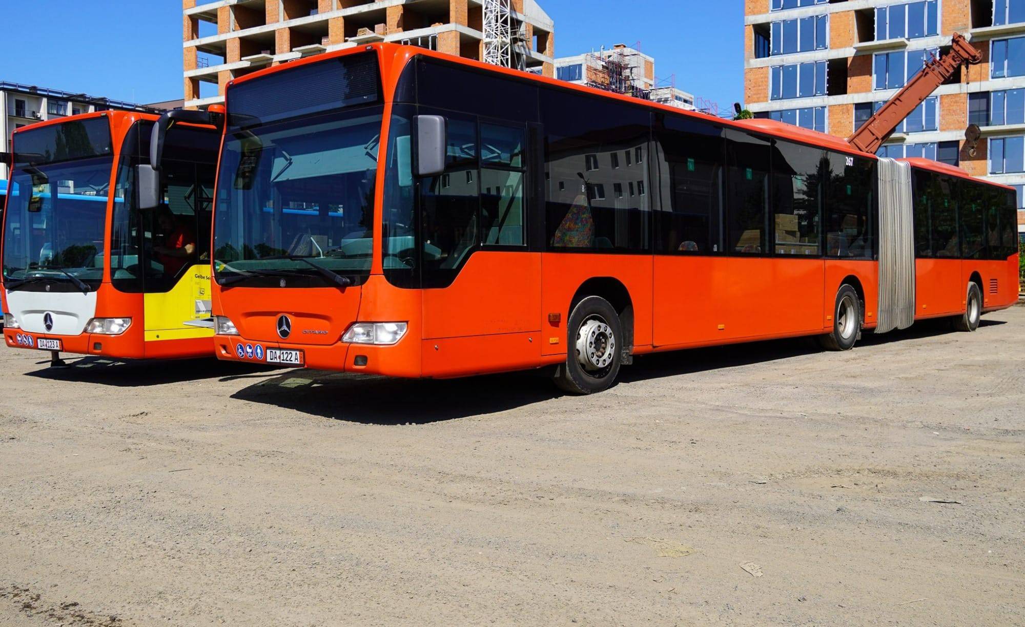 Ужгород отримав чергову допомогу із Дармштадта – два автобуси