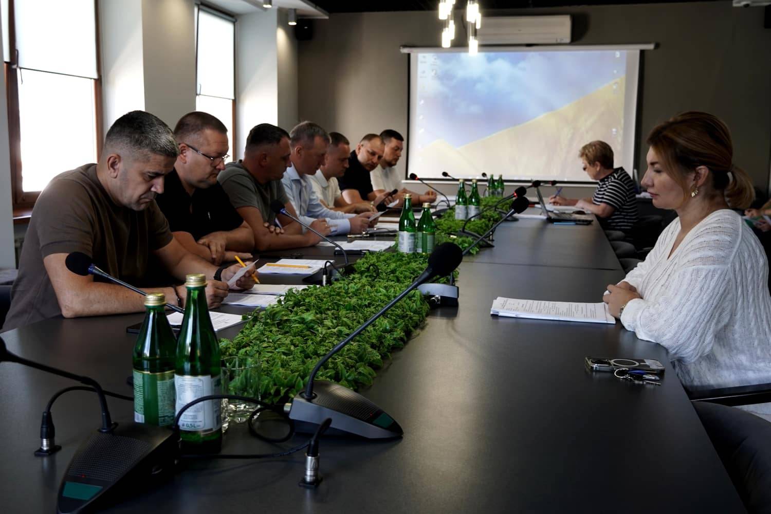 Виконком міськради ухвалив зміни в організації міських автобусних маршрутів і прийняв низку рішень щодо захисту прав дітей