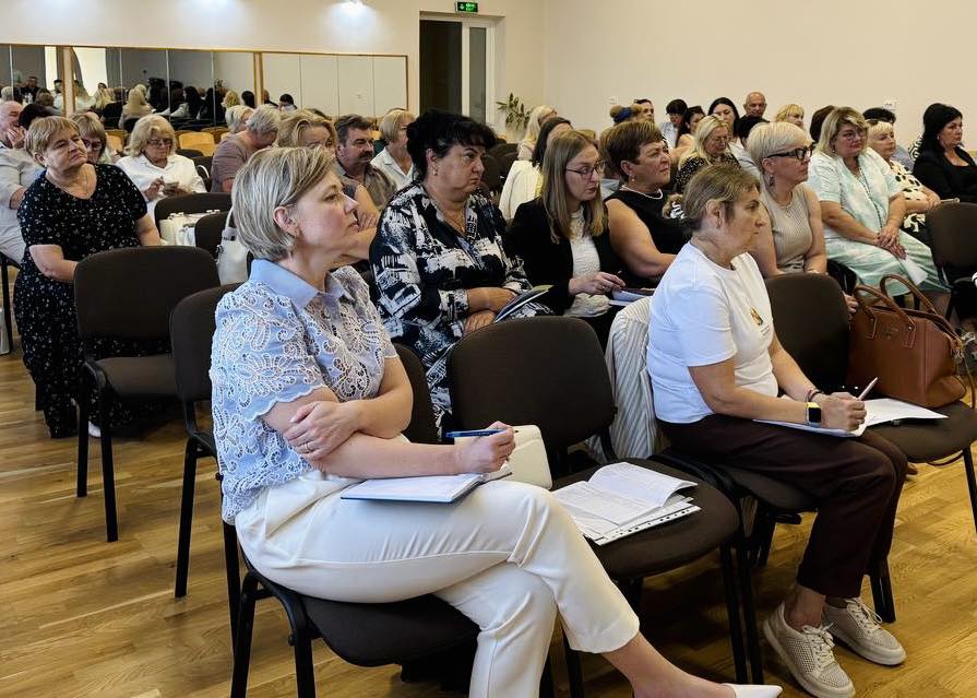 Розширене засідання колегії управління освіти Ужгородської міськради: акценти на безпеці та якості освіти