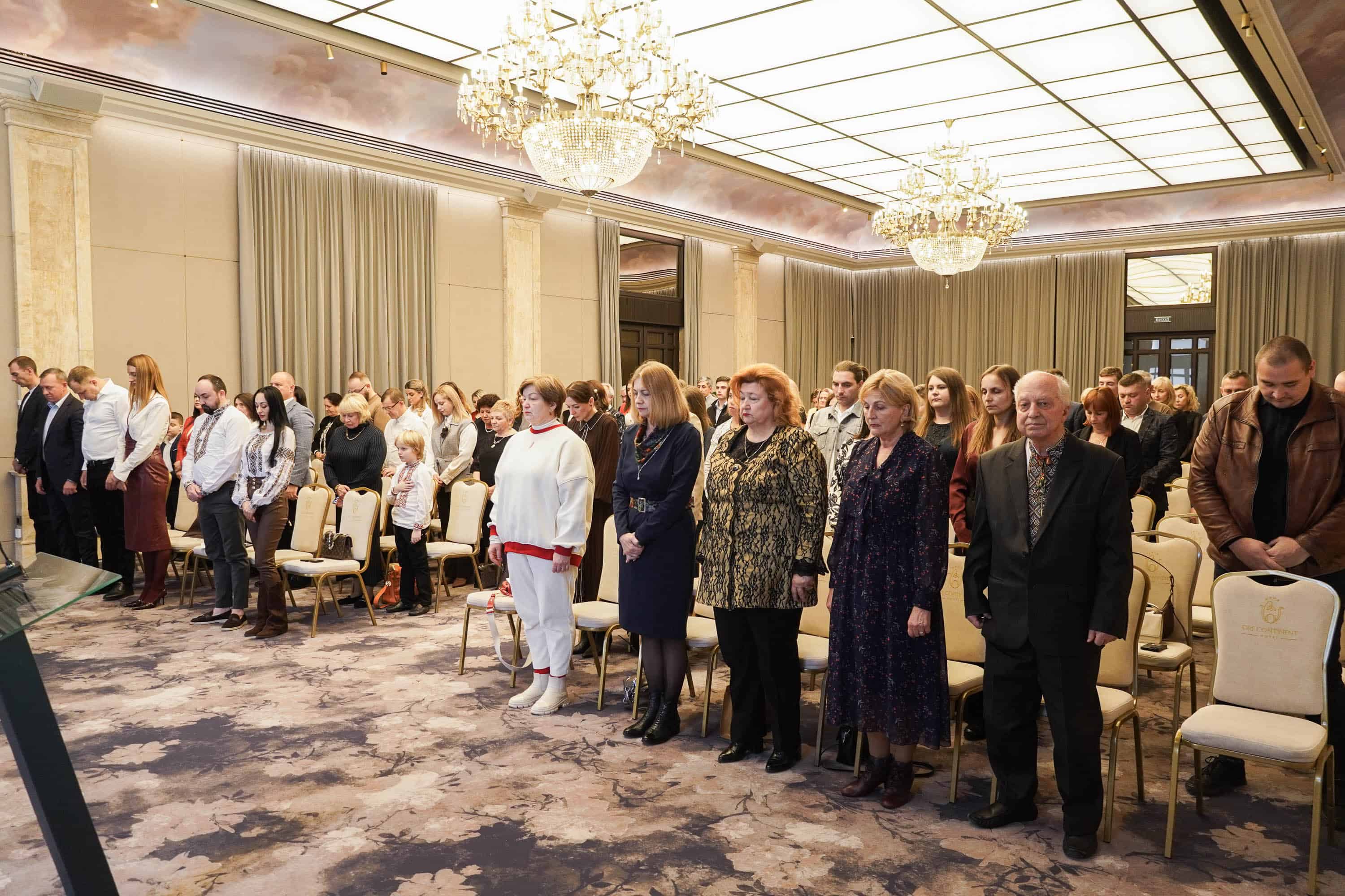 У переддень професійного свята: в Ужгороді привітали митців та діячів культури