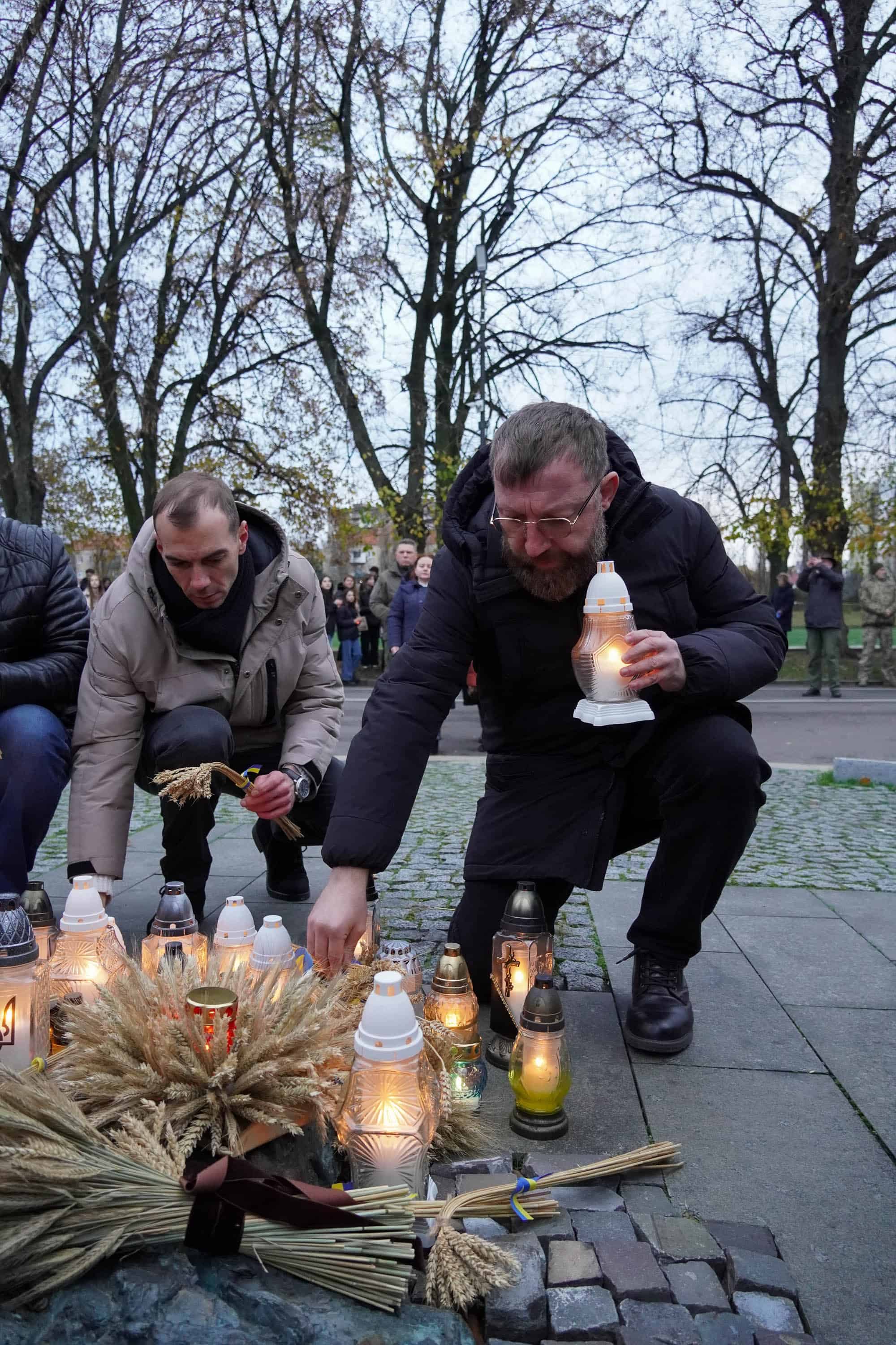 В Ужгороді вшанували пам'ять жертв Голодоморів