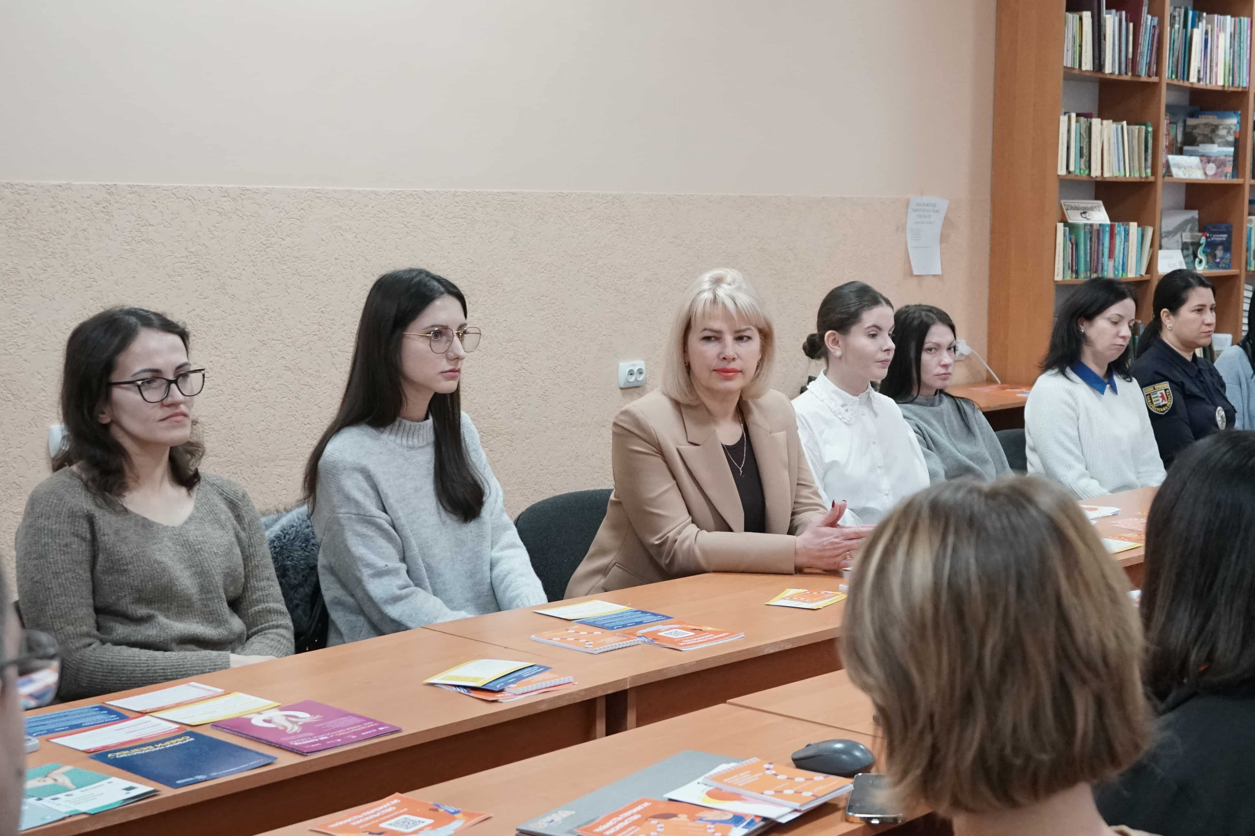 Ужгородська громада вчергове доєднується до акції «16 днів проти гендерно зумовленого насильства»