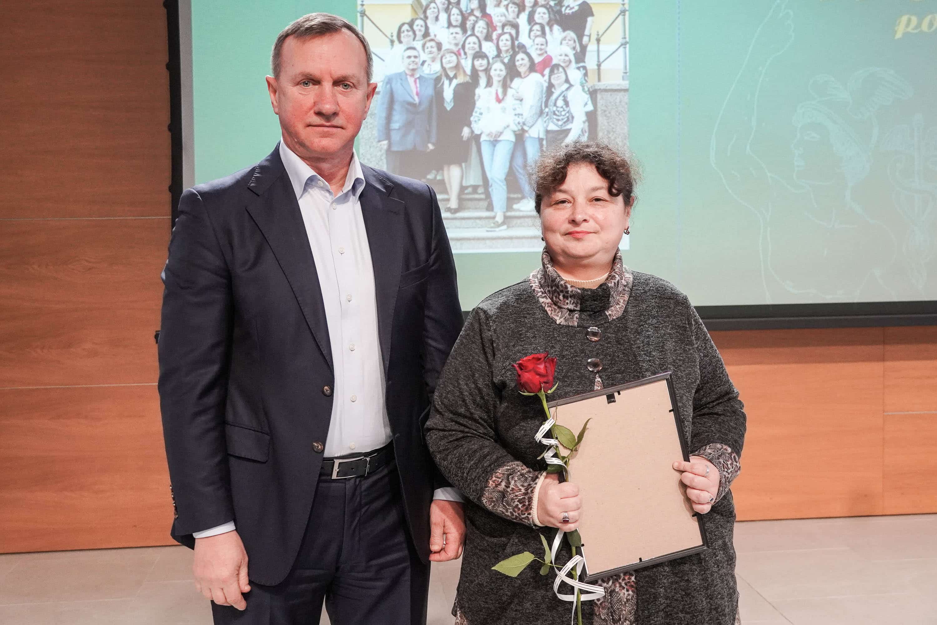 110-ту річницю з дня заснування відзначає Ужгородський торговельно-економічний коледж ДТЕУ