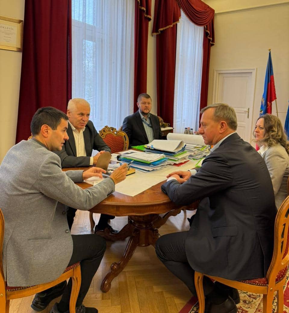 Міський голова Богдан Андріїв відвідав із робочим візитом угорське місто-побратим Ужгорода – Ніредьгазу