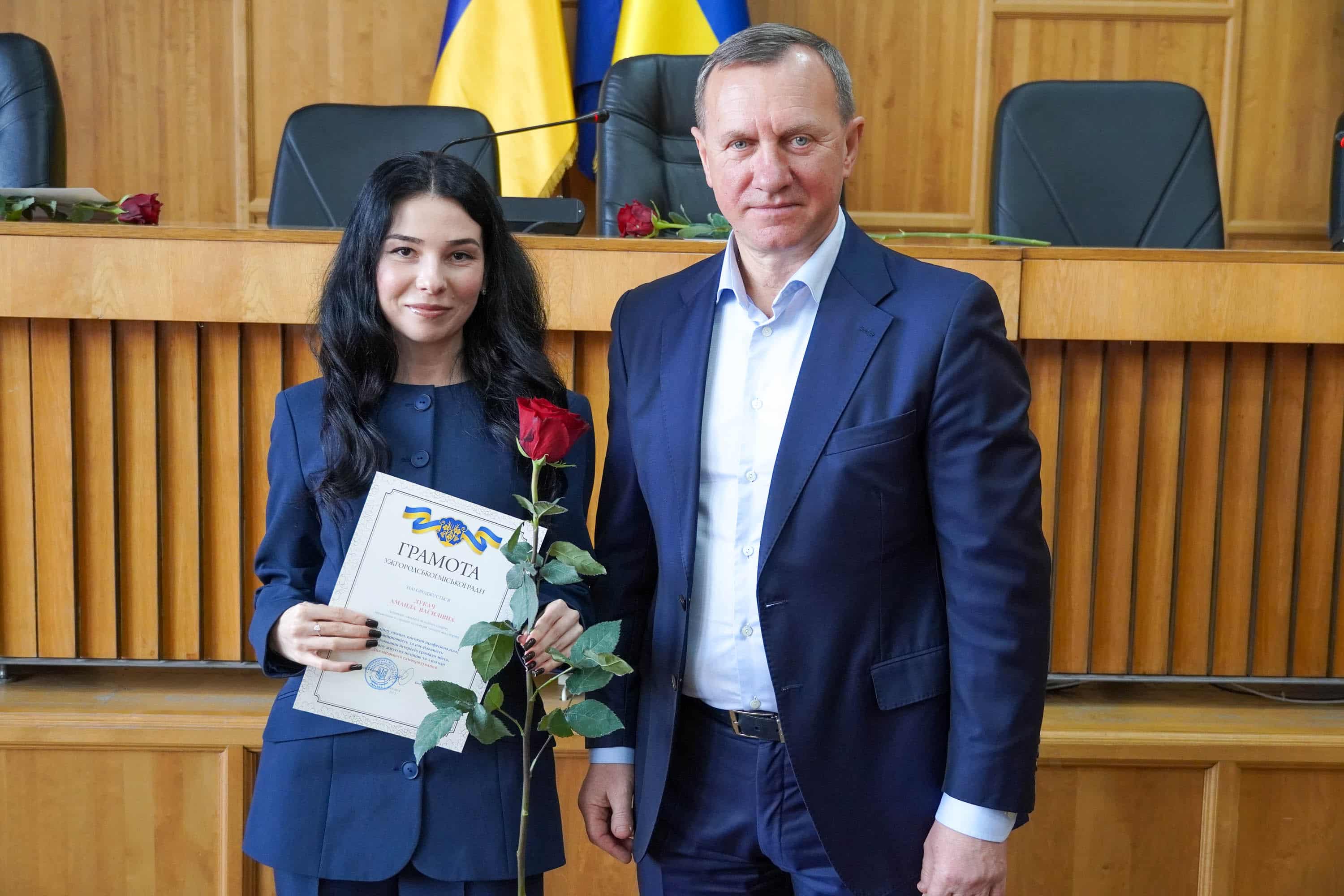 Сьогодні в Ужгородській міській раді вітали працівників і депутатів із Днем місцевого самоврядування