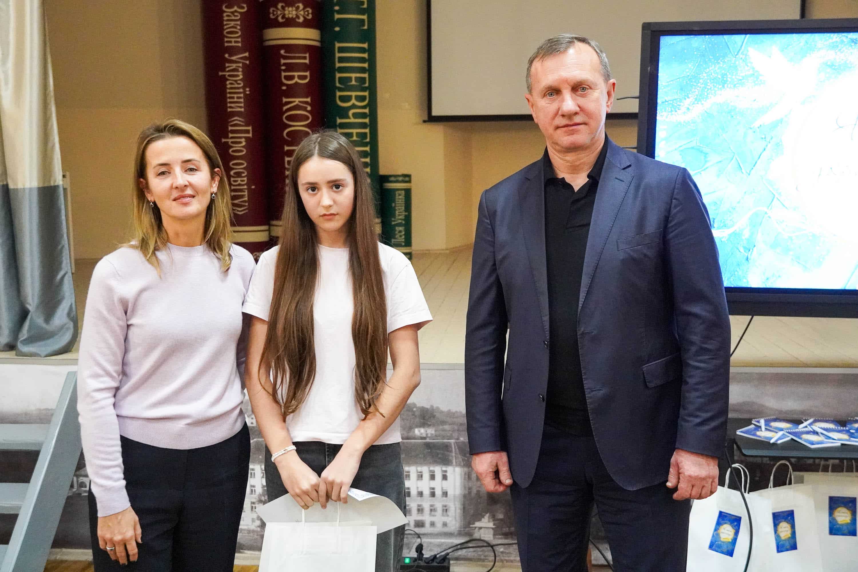 «Я люблю українську» – на базі Ужгородського ліцею імені Т. Г. Шевченка відбувся фінальний етап мовознавчої гри