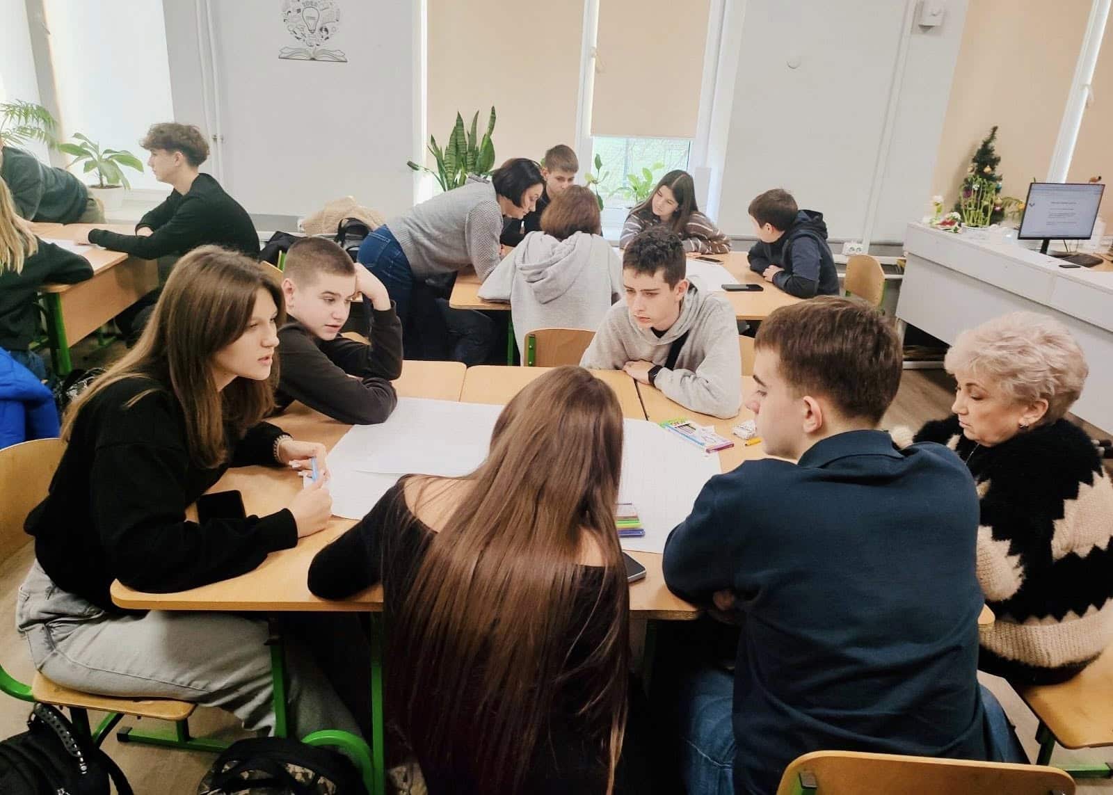 Майбутнє, яке обираємо МИ: в Ужгороді відбувся профорієнтаційний захід для молоді