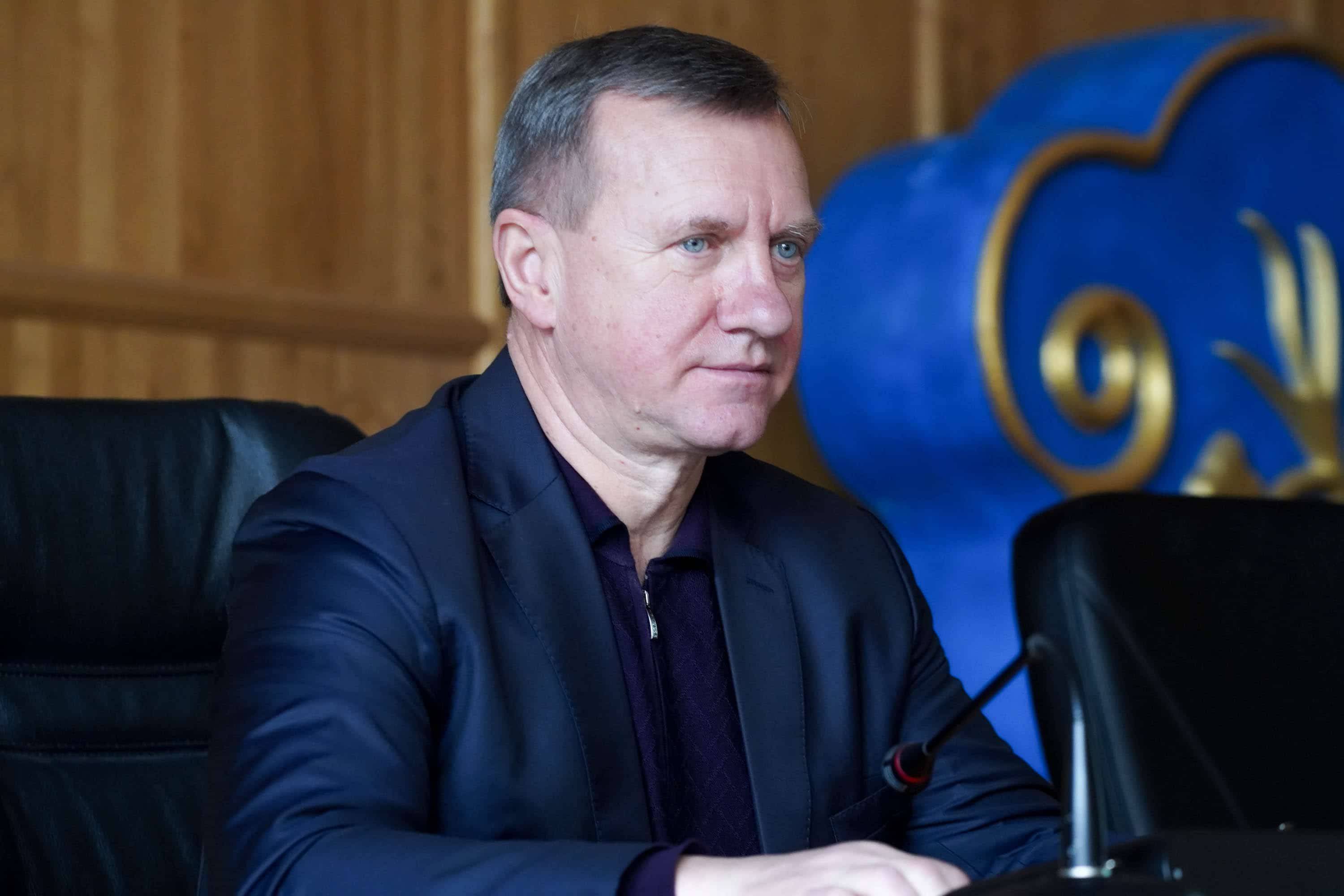 Громадські слухання, під час яких розглянули проєкт бюджету Ужгородської міської територіальної громади на 2026 рік, відбулися у міській раді