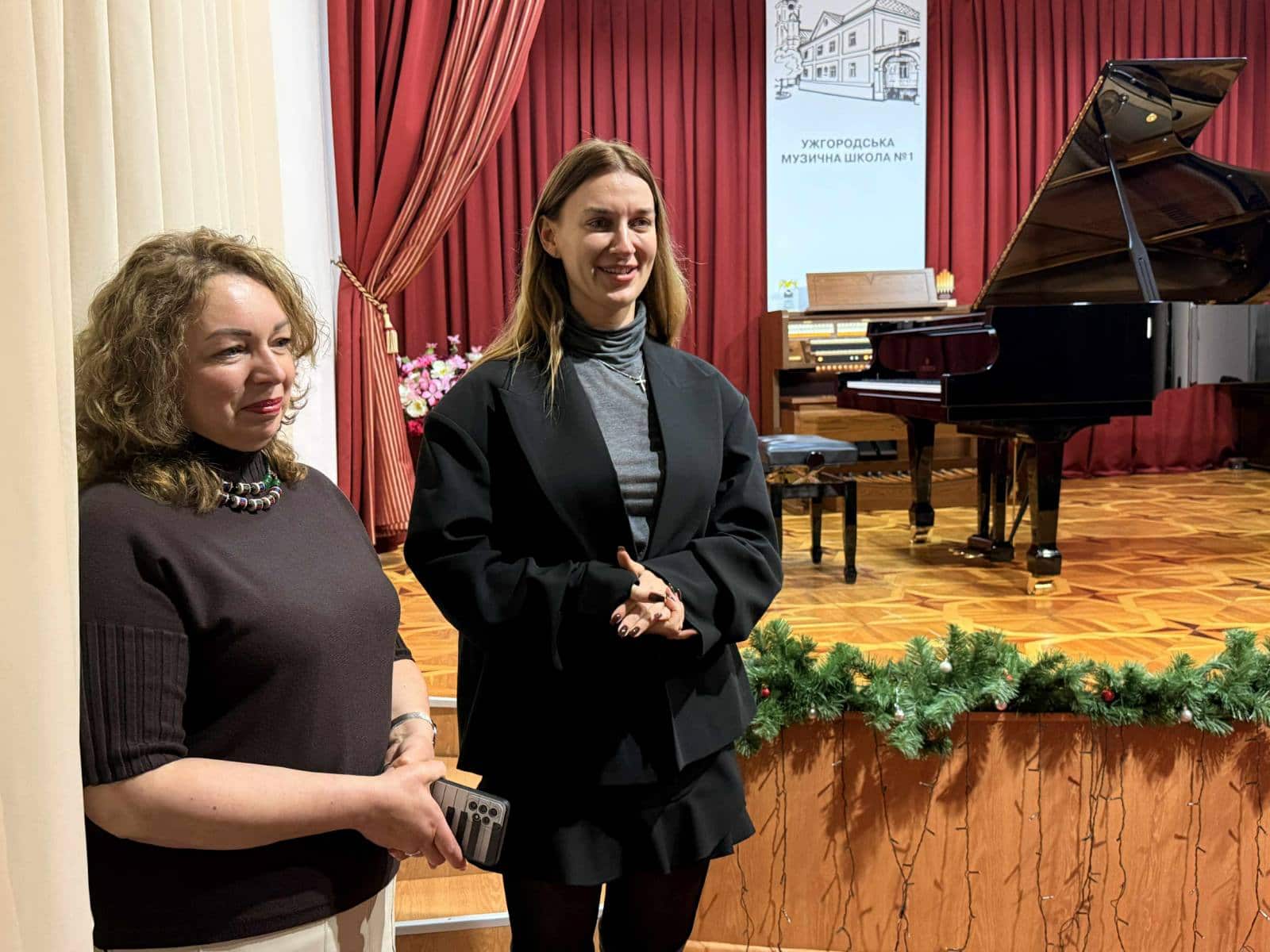 Інвестиція в мистецьку освіту: новий рояль для Ужгородської музичної школи №1