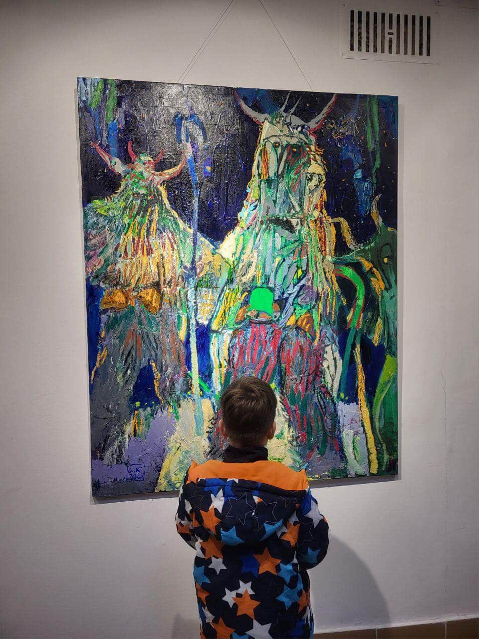 У галереї «Ужгород» відкрили різдвяну виставку робіт закарпатських художників «Коляда»