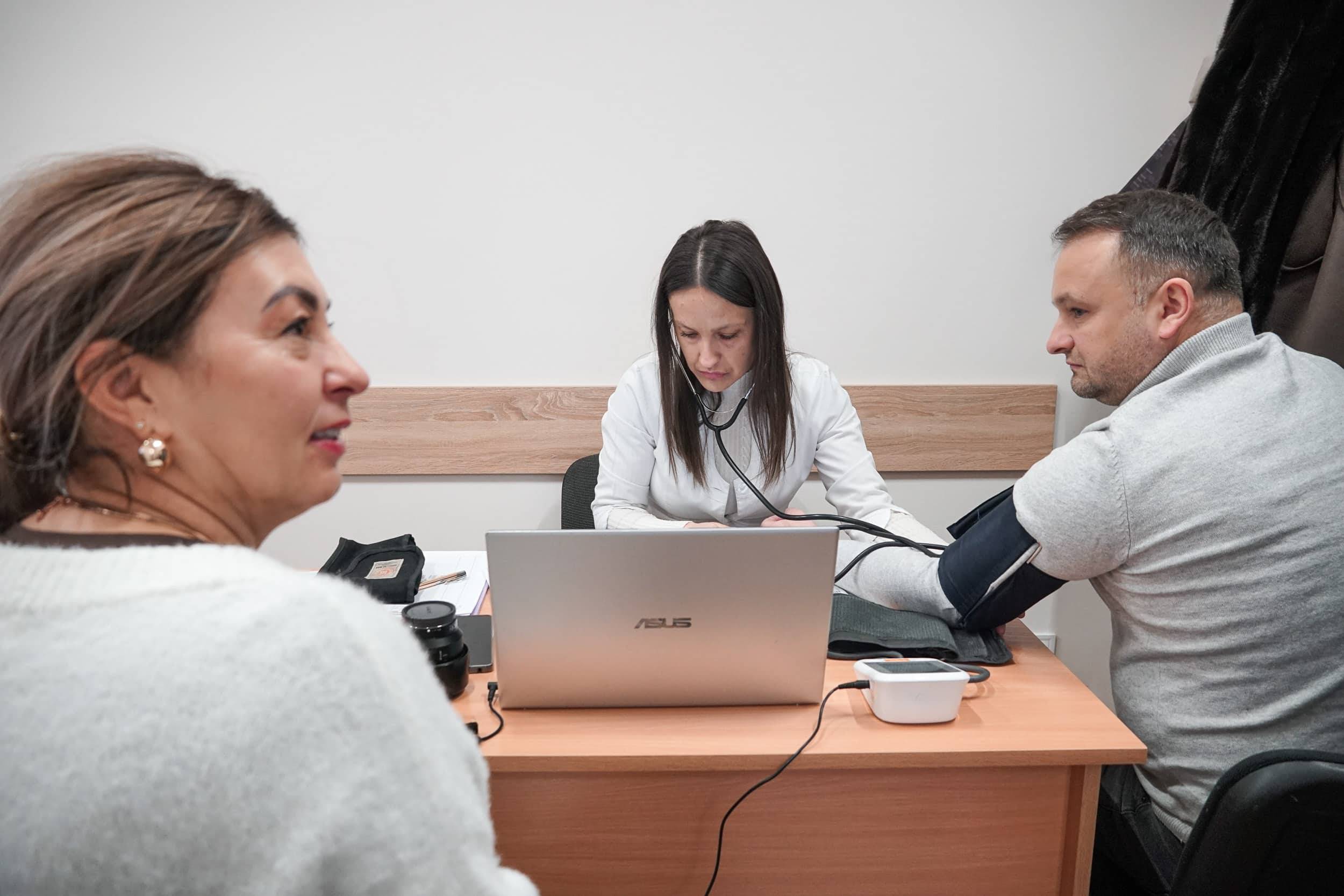 В Ужгородській міськраді відбулася акція зі здачі крові