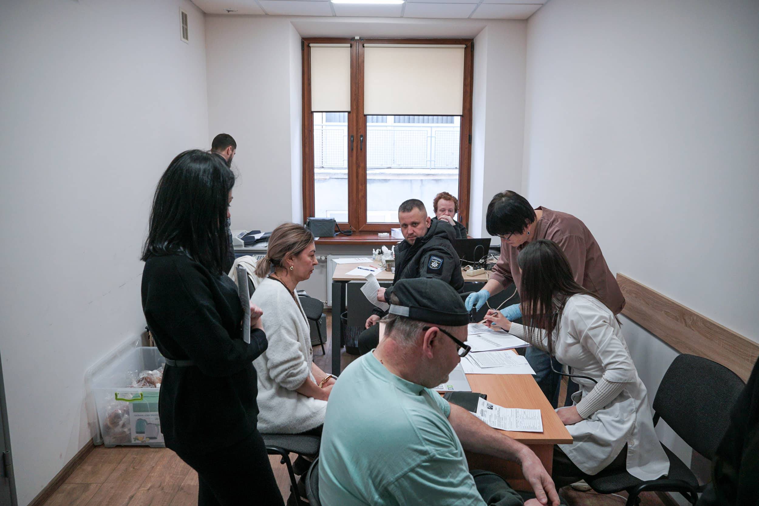 В Ужгородській міськраді відбулася акція зі здачі крові