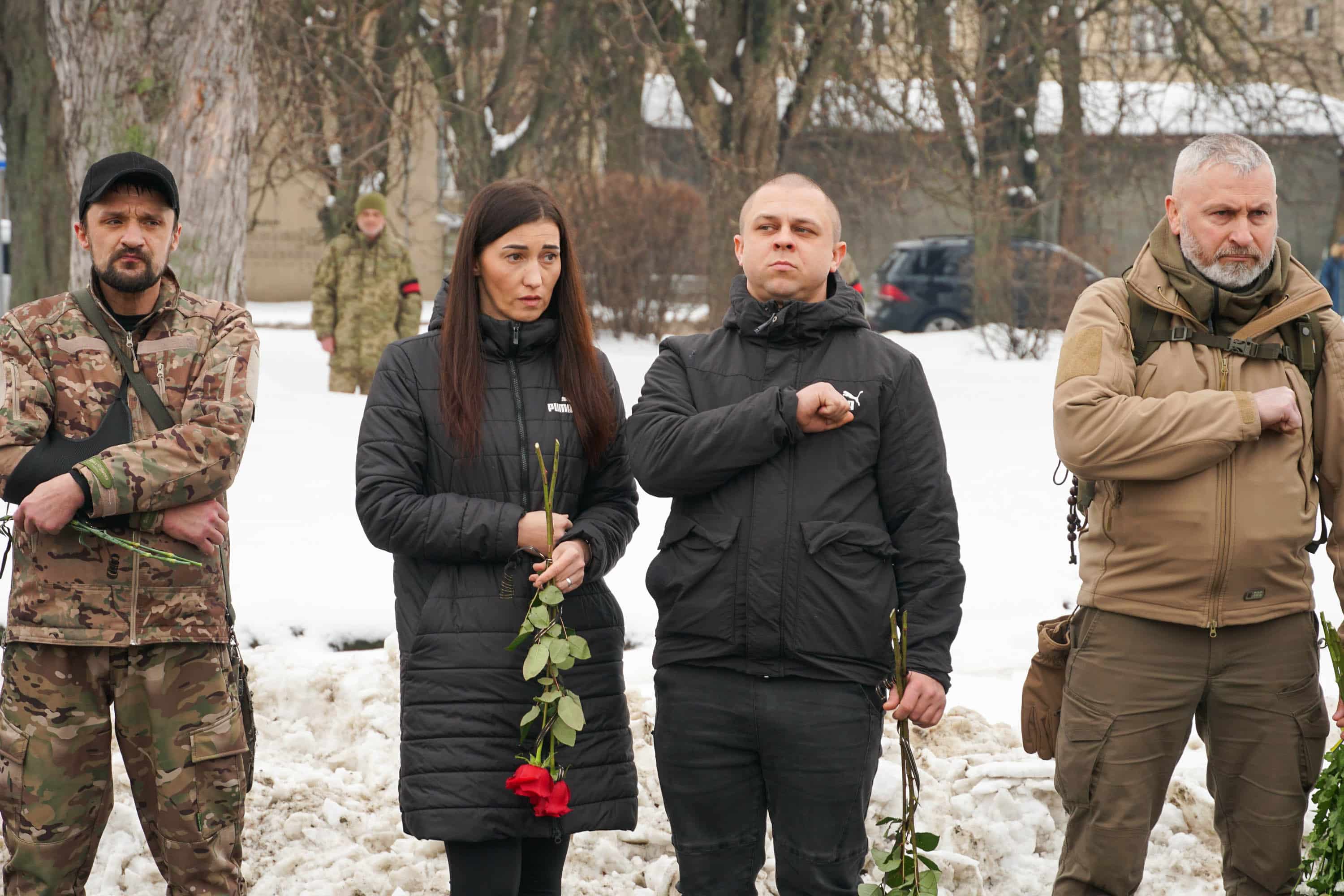Захищав Україну з перших днів повномасштабного вторгнення росії – в Ужгороді сьогодні попрощалися із полеглим 37-річним захисником Володимиром Малєвим