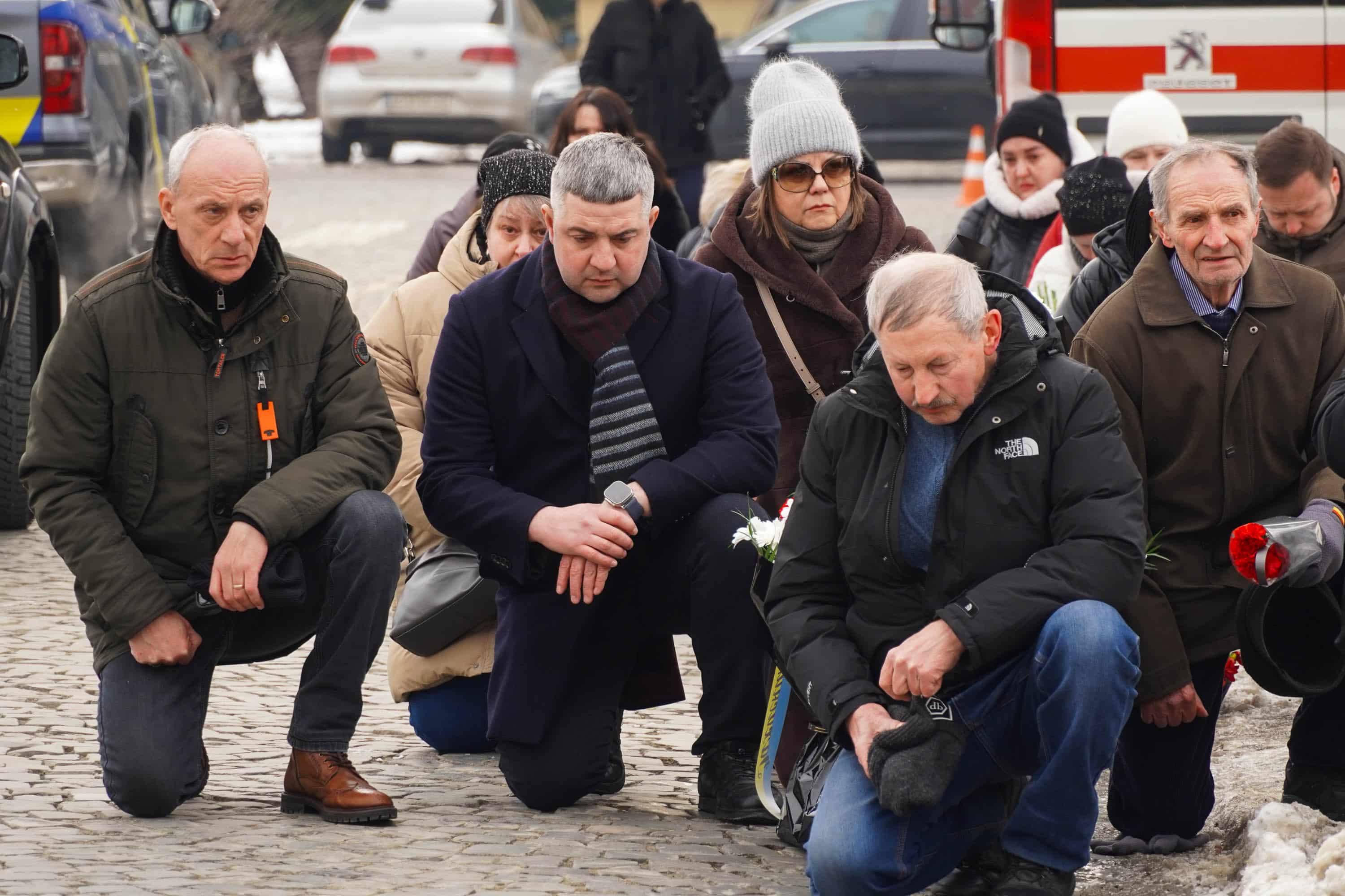 В Ужгороді сьогодні попрощалися із 46-річним солдатом Михайлом Королем