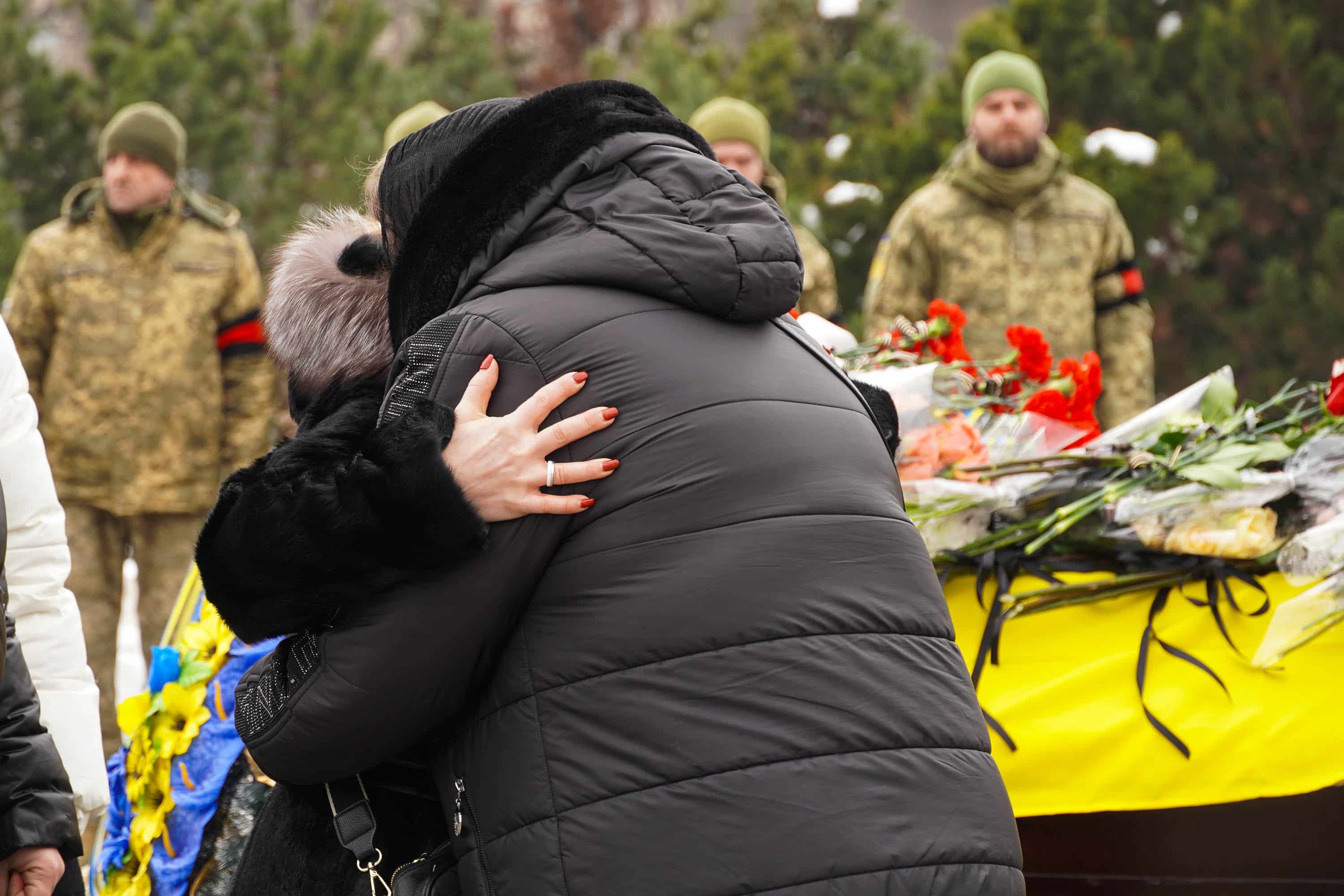 В Ужгороді сьогодні попрощалися із 46-річним солдатом Михайлом Королем