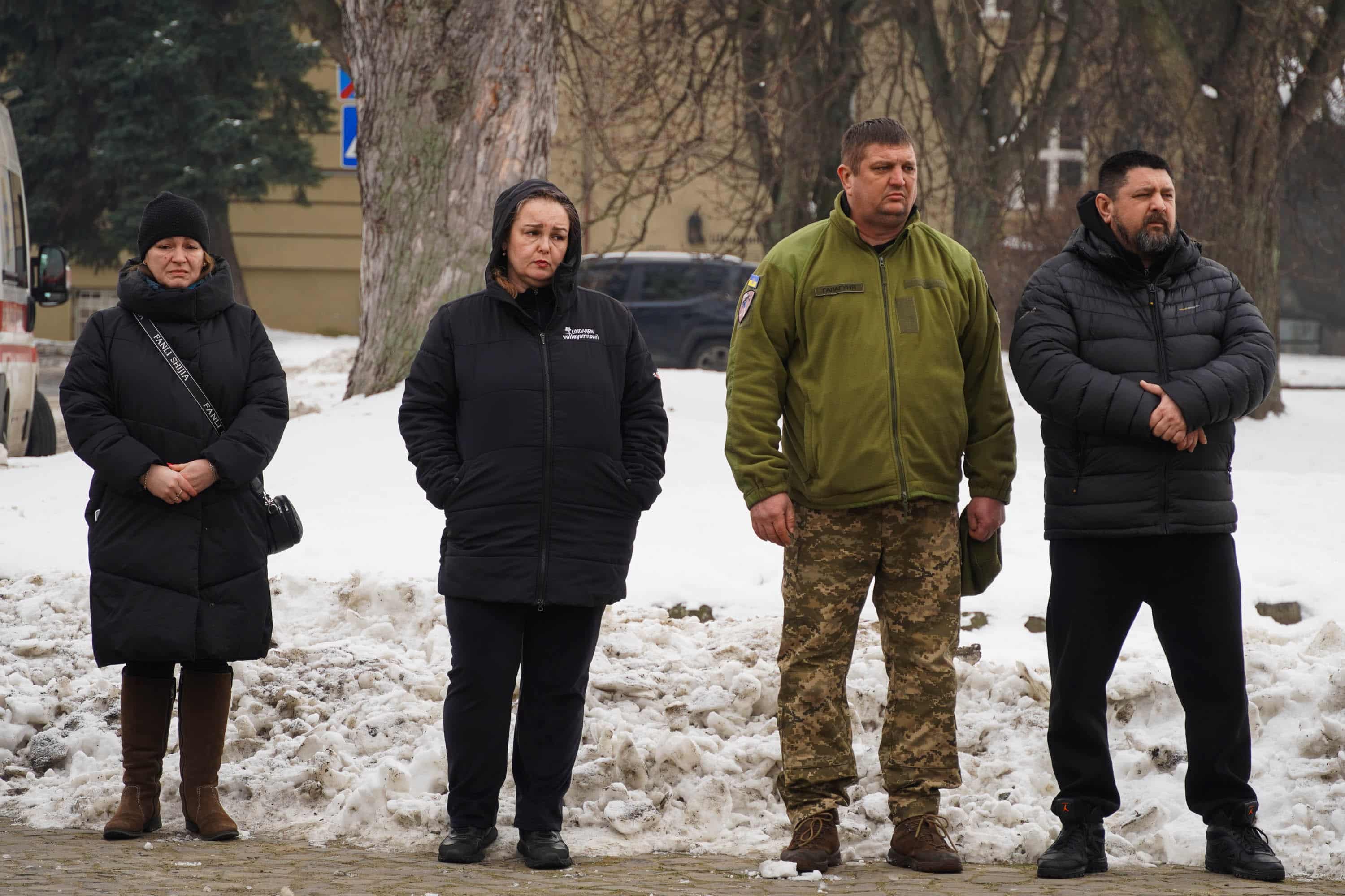 В Ужгороді сьогодні попрощалися із 46-річним солдатом Михайлом Королем