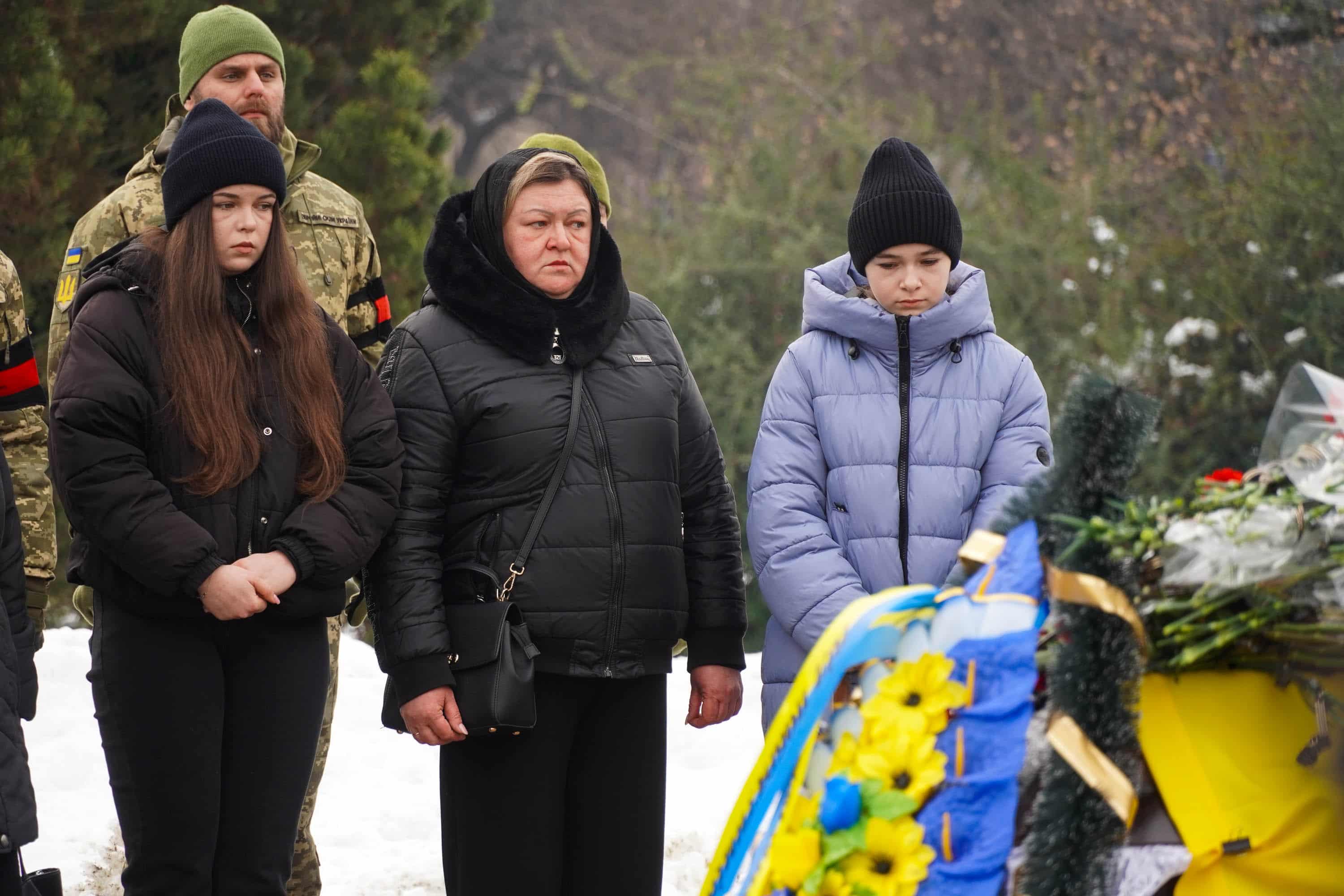 В Ужгороді сьогодні попрощалися із 46-річним солдатом Михайлом Королем