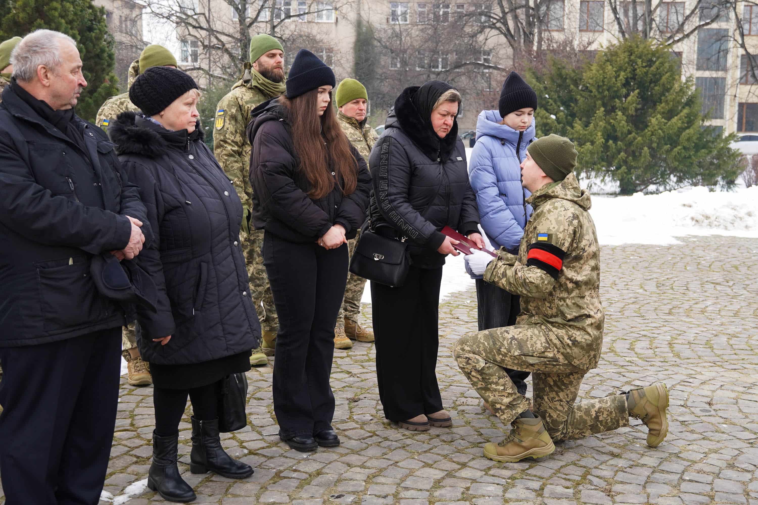 В Ужгороді сьогодні попрощалися із 46-річним солдатом Михайлом Королем