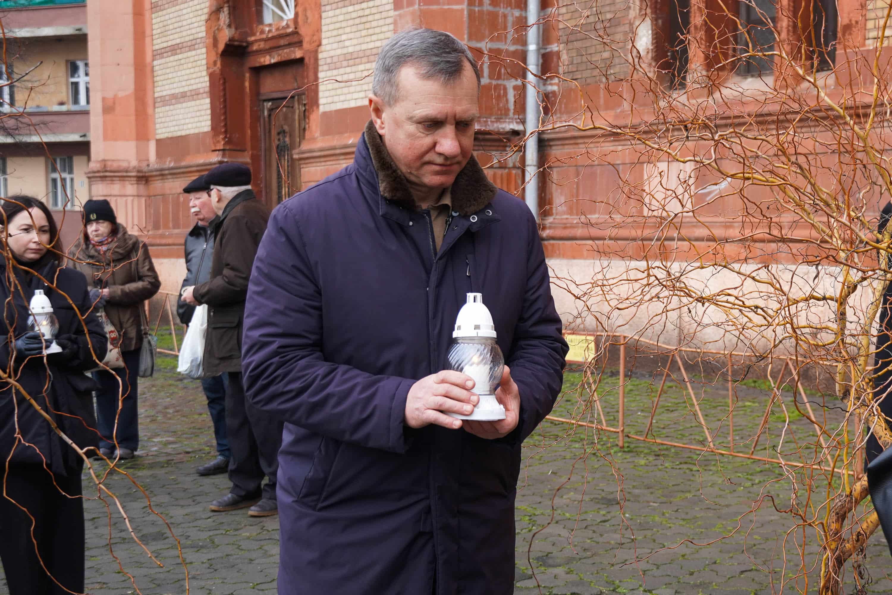 В Ужгороді вшанували пам'ять жертв Голокосту