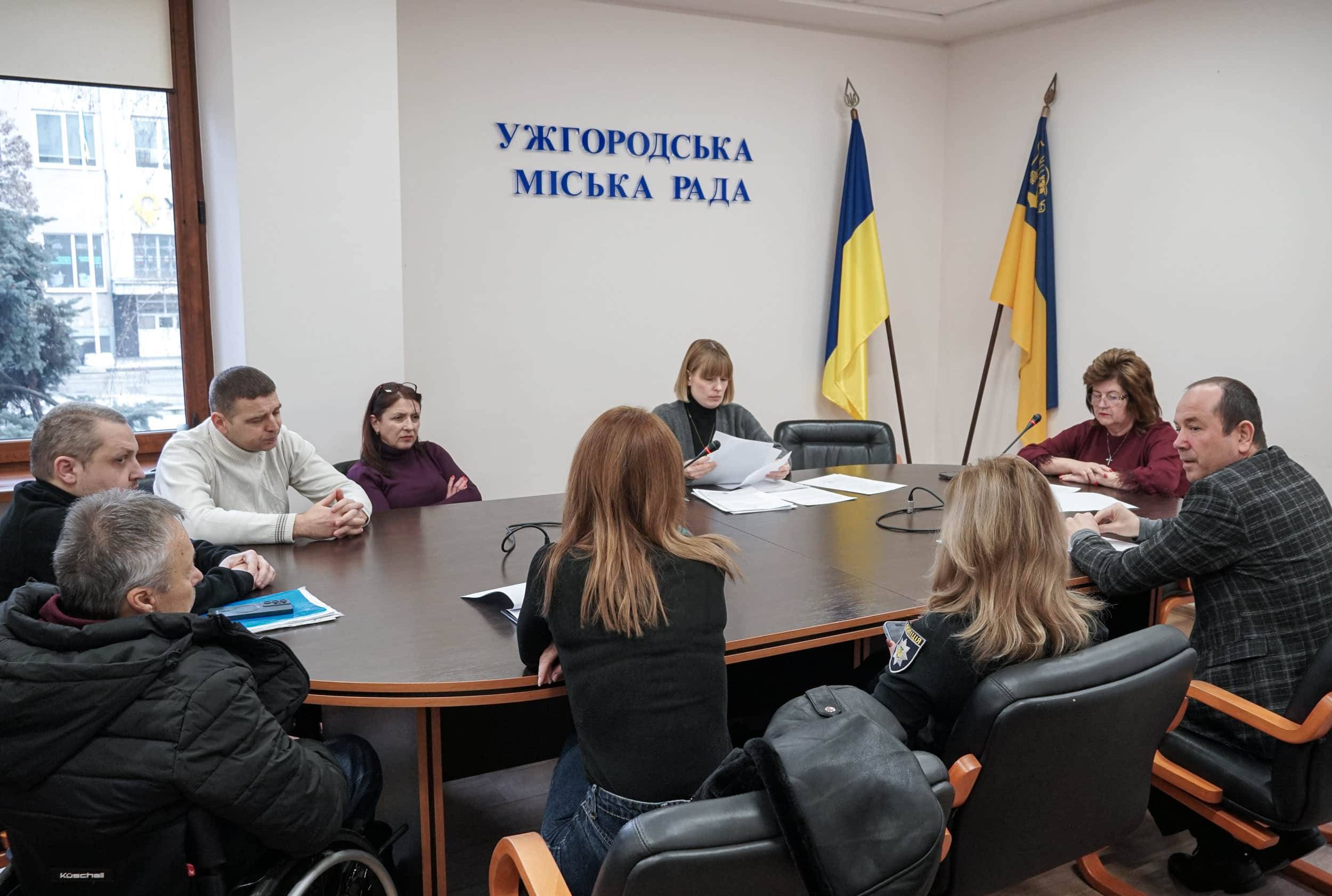 Засідання конкурсного комітету із визначення автомобільних перевізників на 5 міських автобусних маршрутах відбулося сьогодні, 28 січня, в Ужгородській міській раді