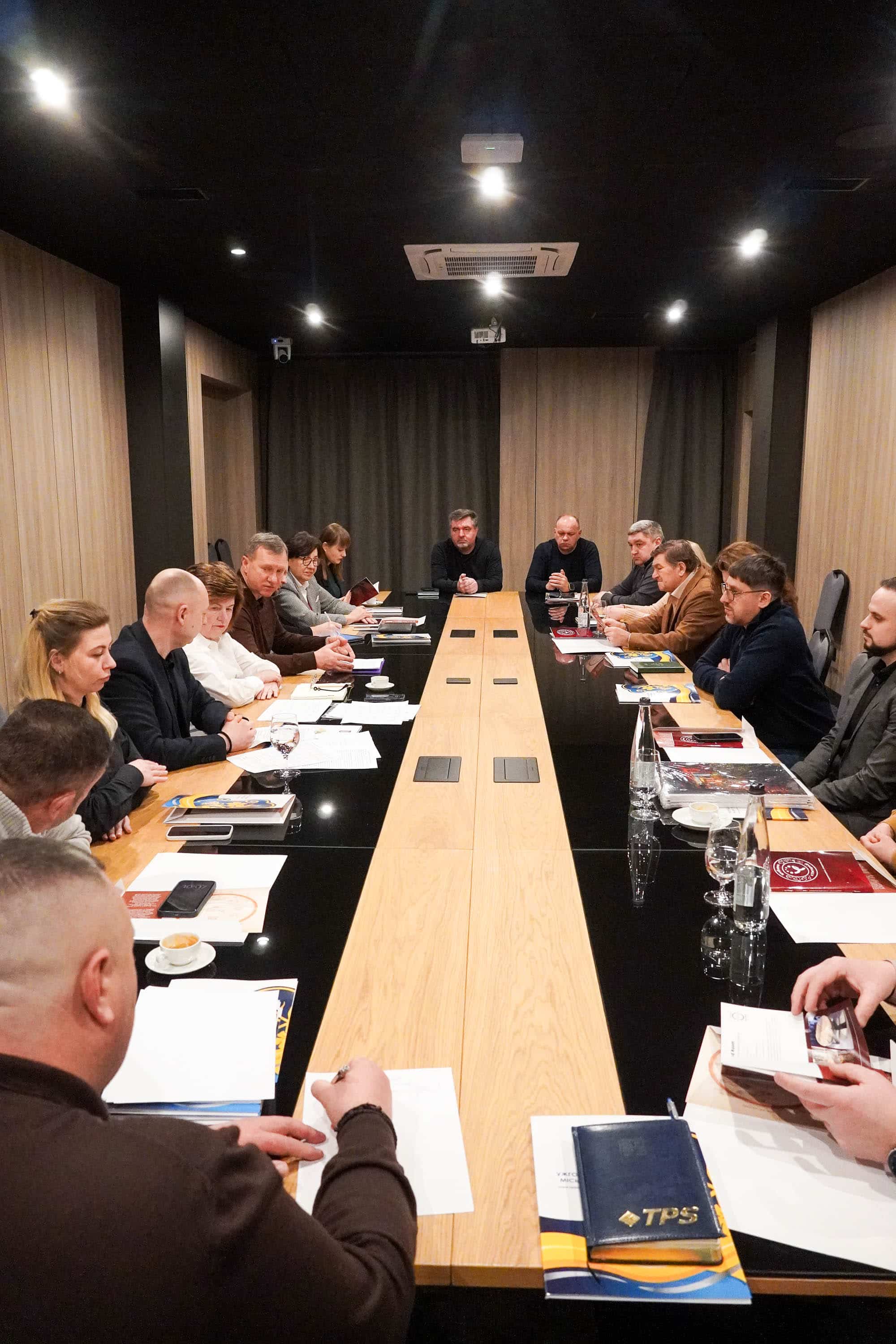 В Ужгороді посилюють партнерство між владою та бізнесом задля стабільного розвитку громади в умовах воєнного стану