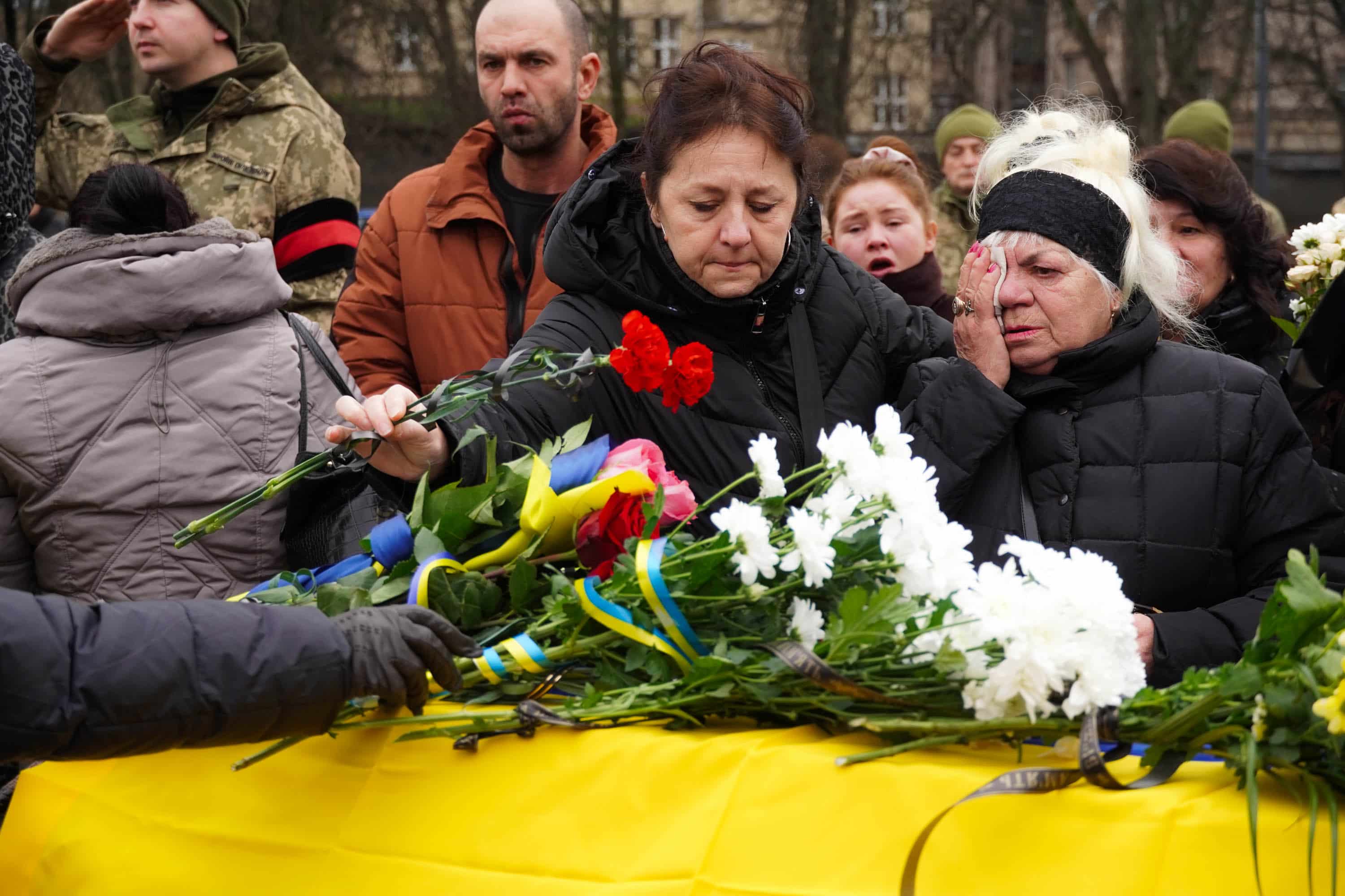 В Ужгороді сьогодні попрощалися з 28-річним старшим солдатом Сергієм Жганичем