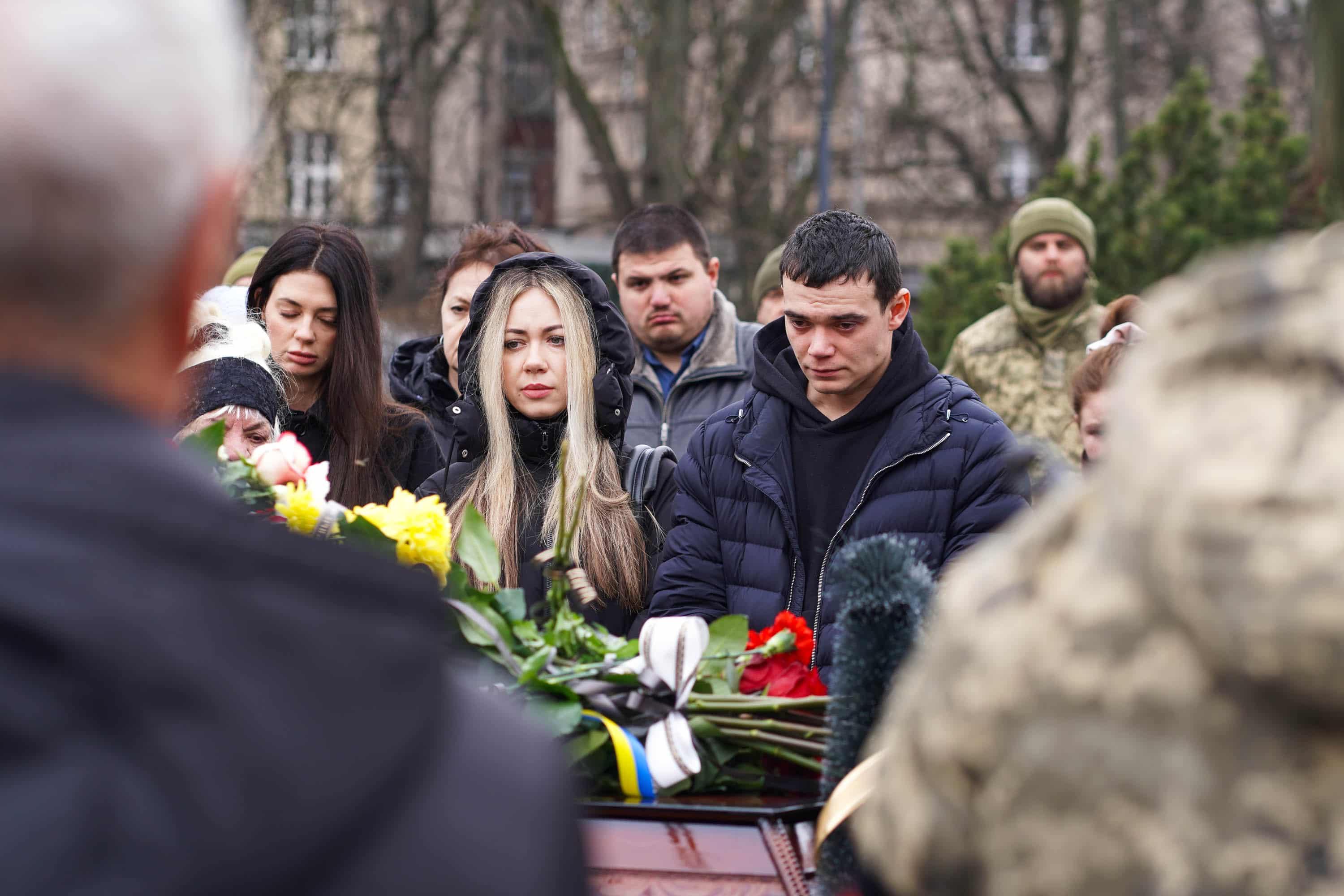 В Ужгороді сьогодні попрощалися з 28-річним старшим солдатом Сергієм Жганичем