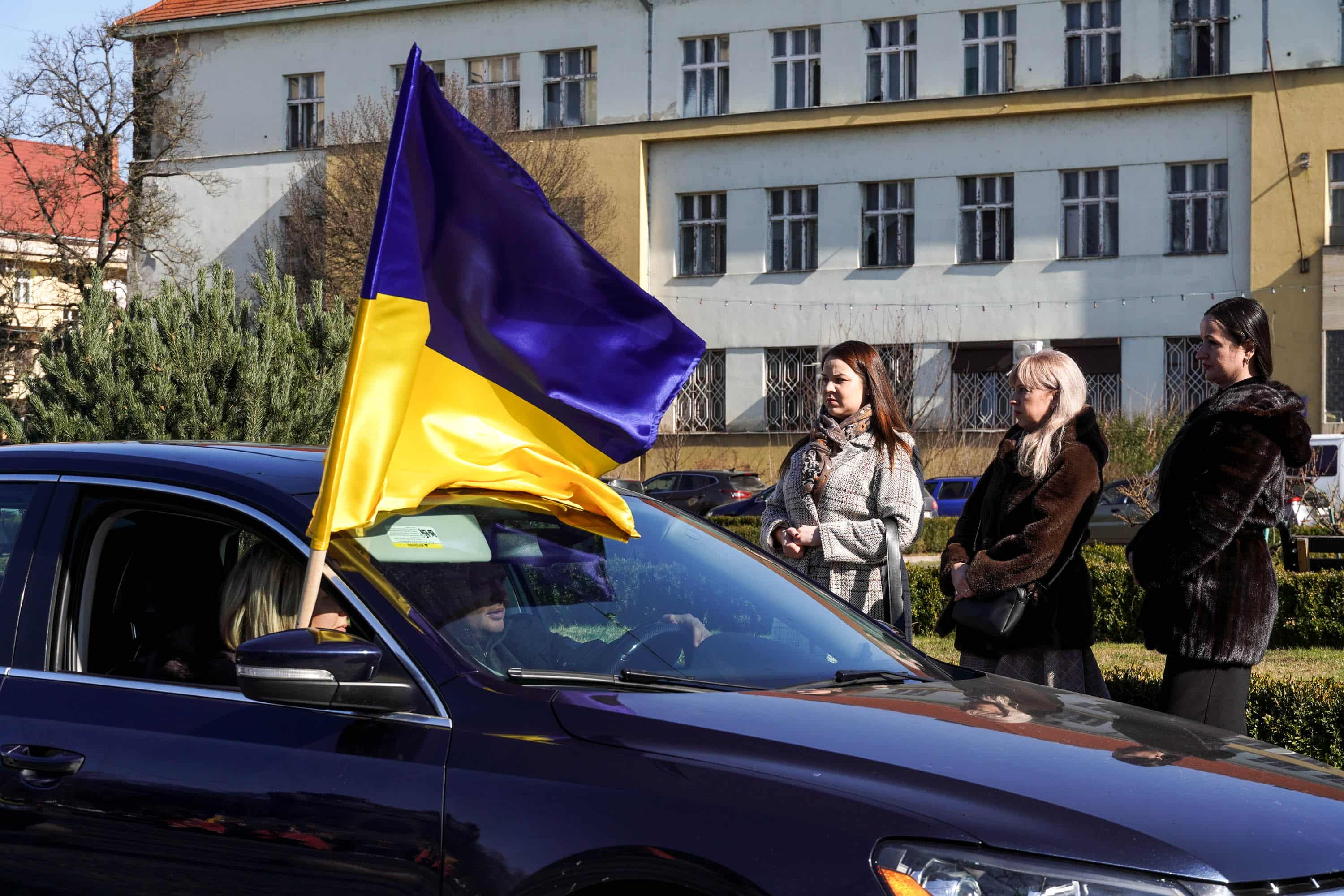Ужгород сьогодні попрощався із полеглим захисником – підполковником, 48-річним Олександром Павлієм («Металістом»)