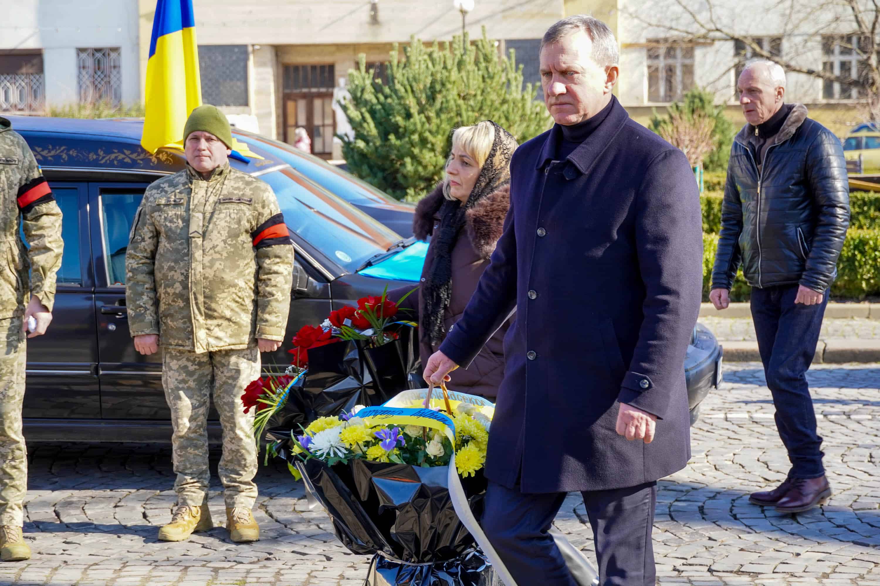 Ужгород сьогодні попрощався із полеглим захисником – підполковником, 48-річним Олександром Павлієм («Металістом»)