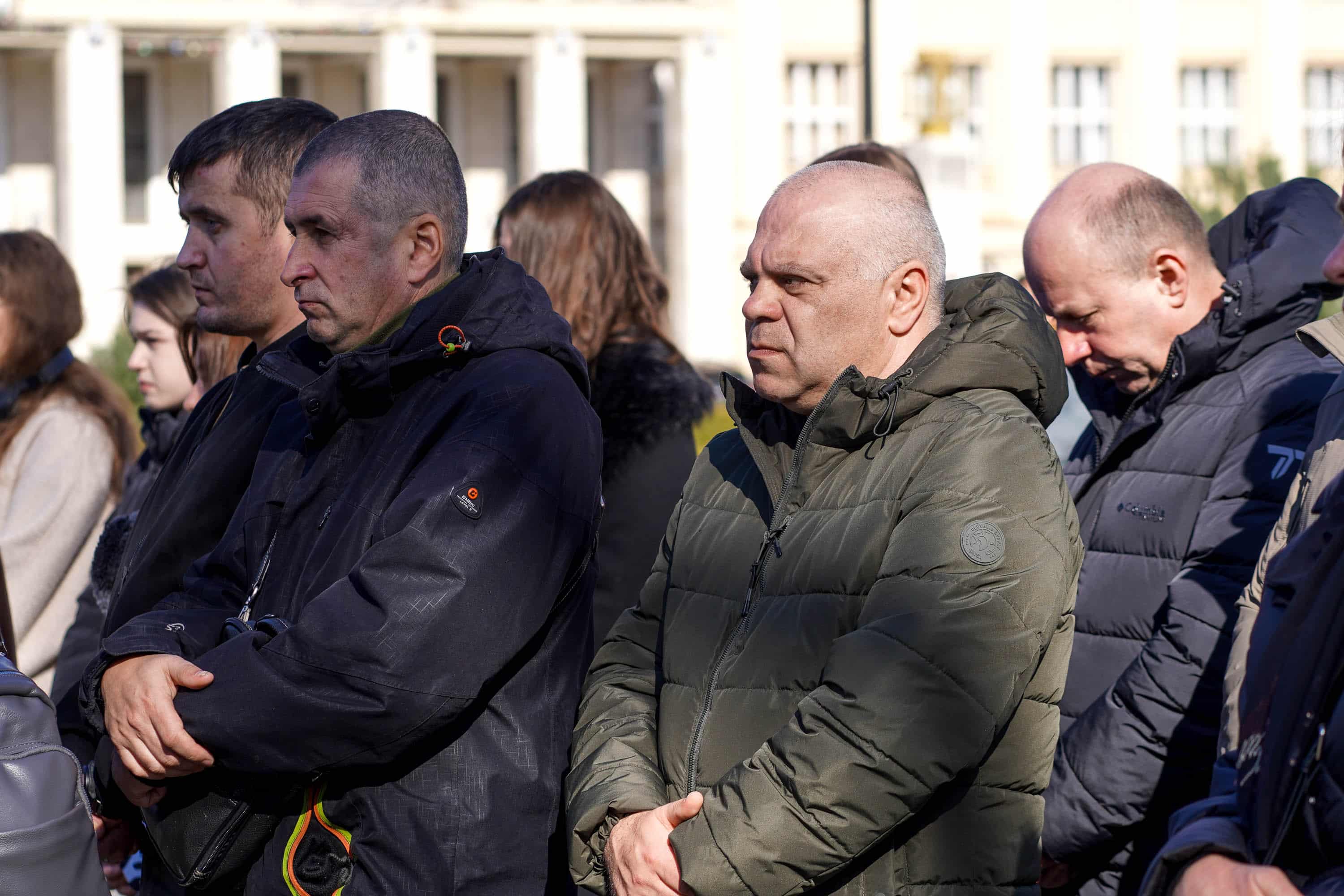 Ужгород сьогодні попрощався із полеглим захисником – підполковником, 48-річним Олександром Павлієм («Металістом»)