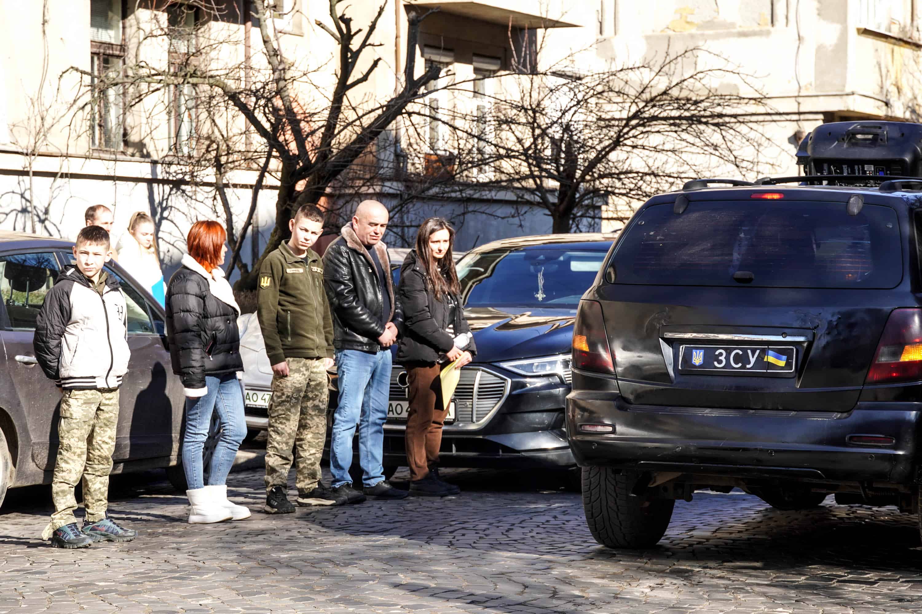 Ужгород сьогодні попрощався із полеглим захисником – підполковником, 48-річним Олександром Павлієм («Металістом»)