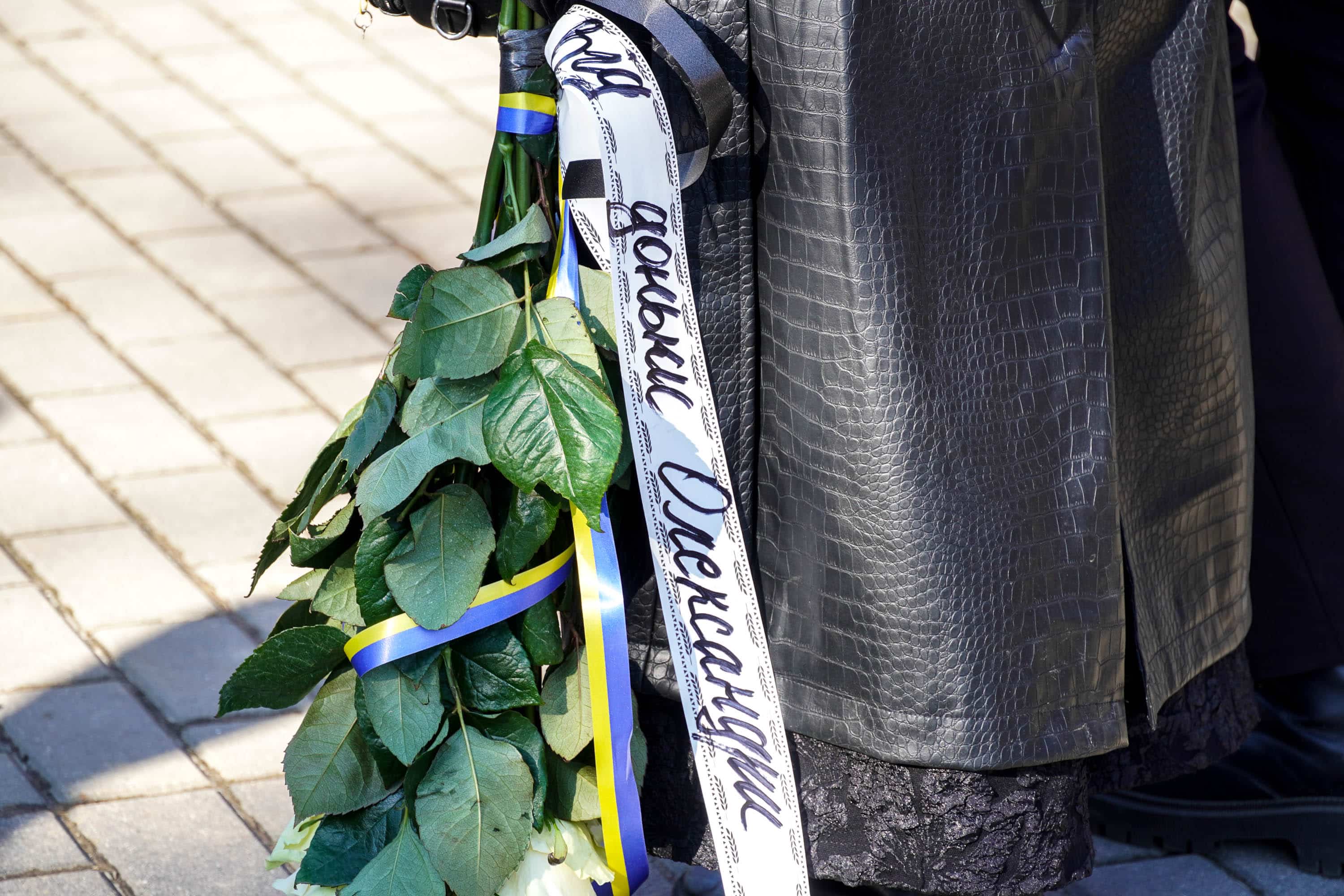 Ужгород сьогодні попрощався із полеглим захисником – підполковником, 48-річним Олександром Павлієм («Металістом»)