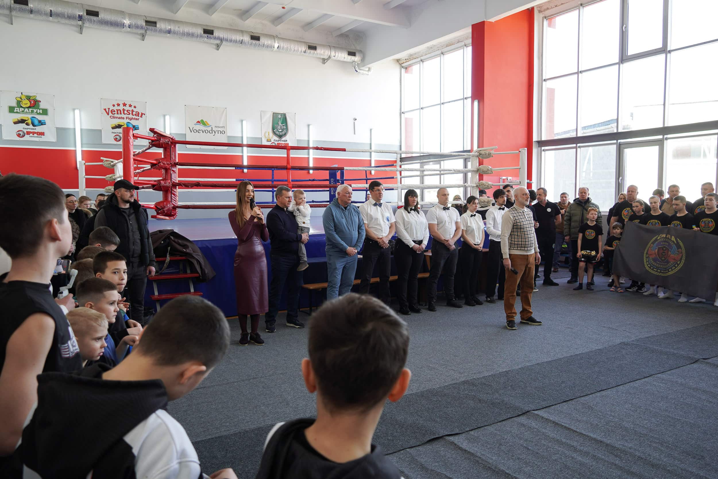 Відкритий чемпіонат Ужгорода з кікбоксингу WAKO серед дітей, юнаків та юніорів проводять у спортивній залі СК «Іппон»