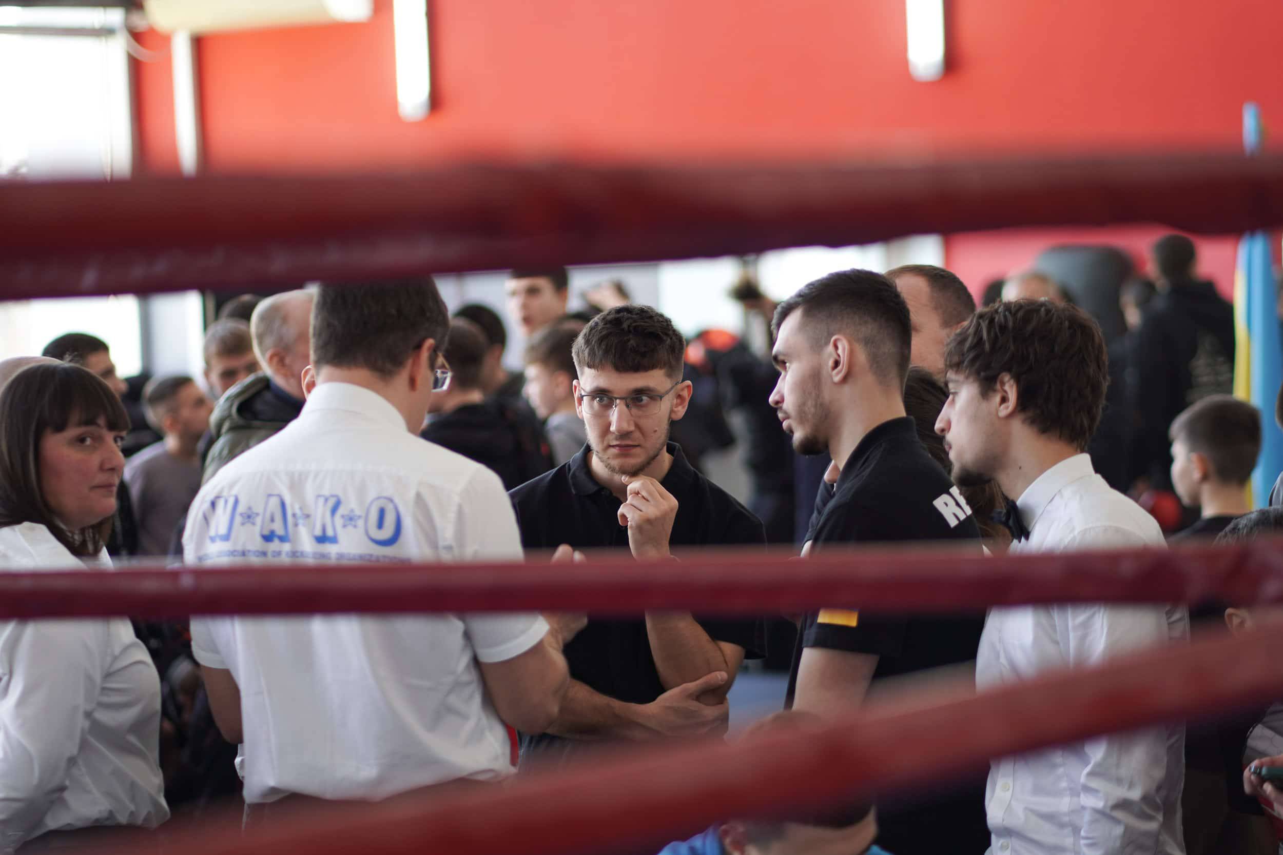 Відкритий чемпіонат Ужгорода з кікбоксингу WAKO серед дітей, юнаків та юніорів проводять у спортивній залі СК «Іппон»