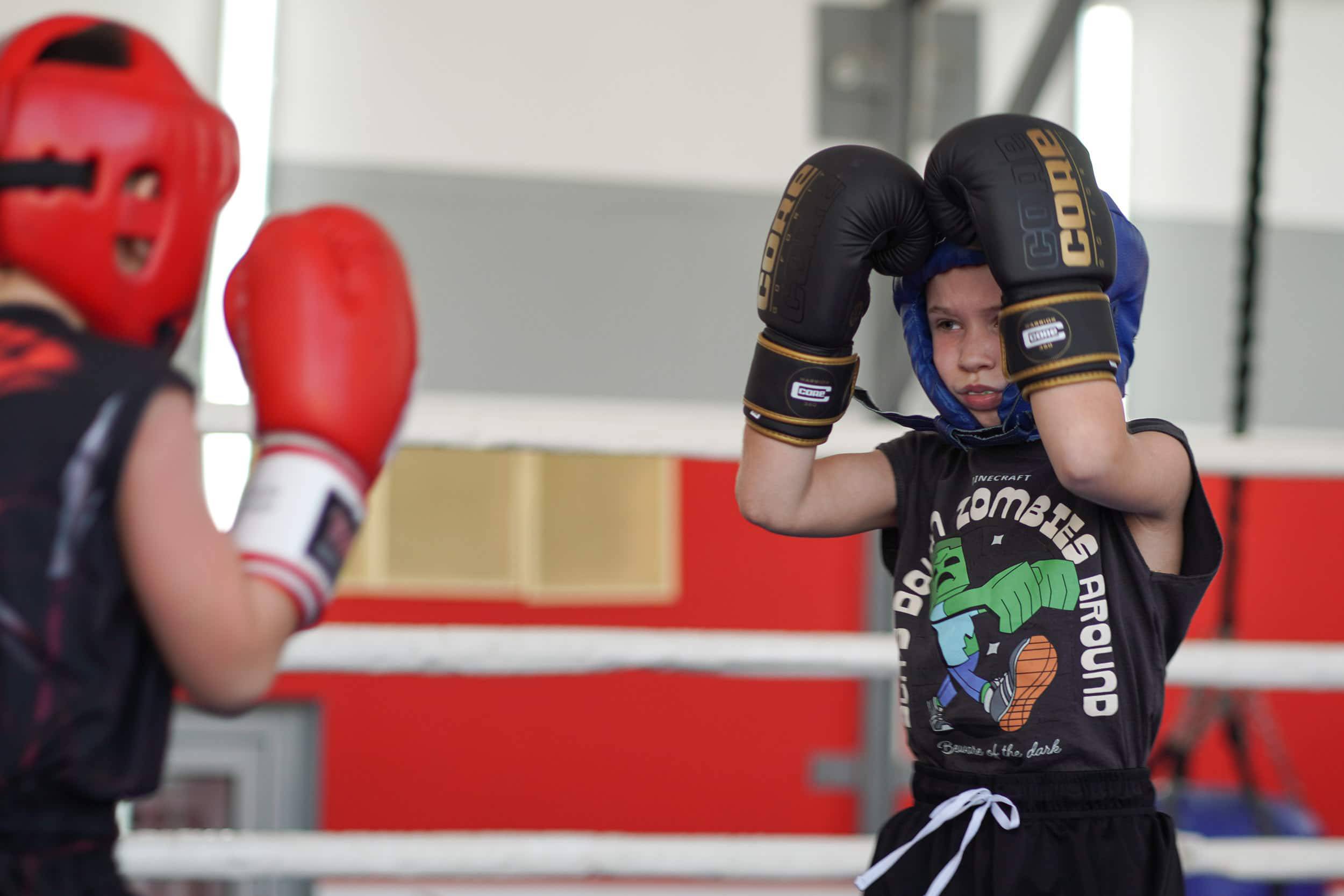 Відкритий чемпіонат Ужгорода з кікбоксингу WAKO серед дітей, юнаків та юніорів проводять у спортивній залі СК «Іппон»