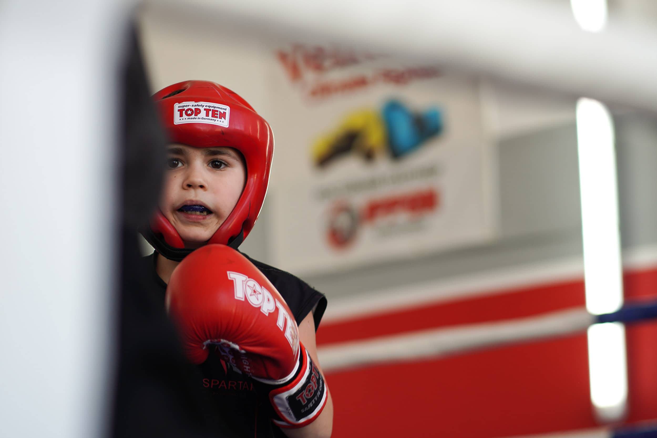 Відкритий чемпіонат Ужгорода з кікбоксингу WAKO серед дітей, юнаків та юніорів проводять у спортивній залі СК «Іппон»