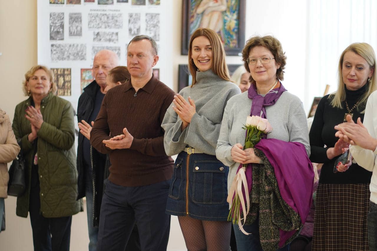 Виставка заслуженої художниці України Магдалини Пуглик-Белень відкрилася сьогодні в Ужгородському скансені