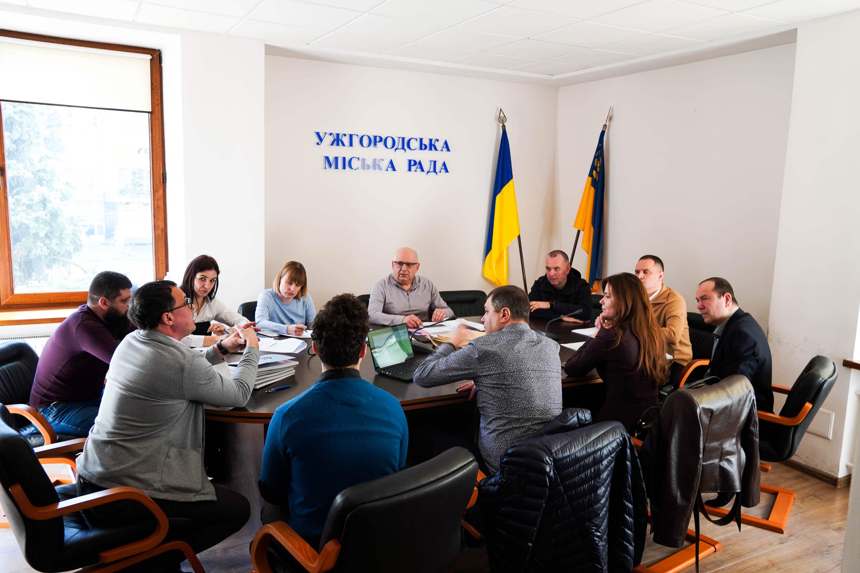 В Ужгородській міськраді провели конкурс на організацію GPS-моніторингу громадського транспорту