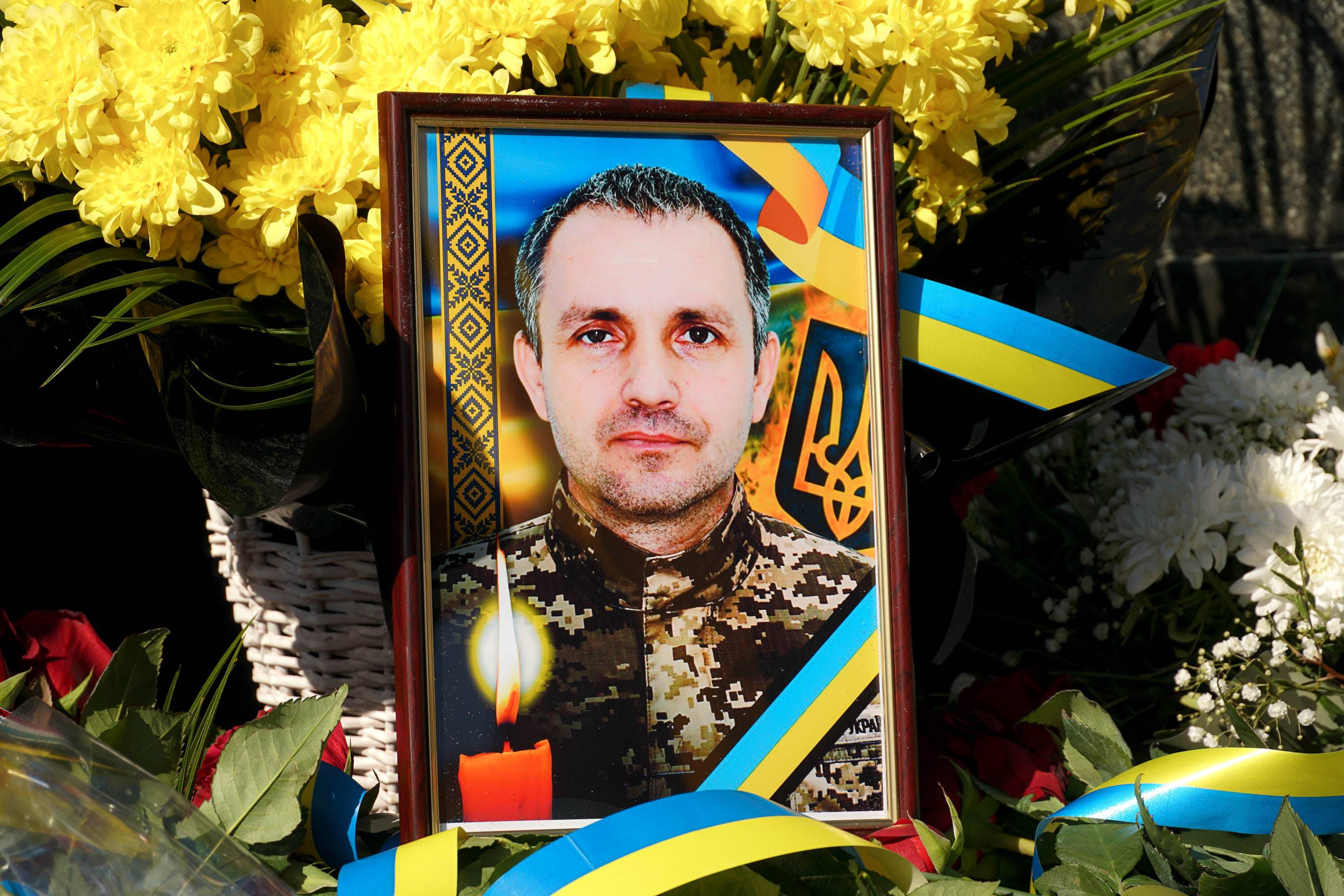 В Ужгороді сьогодні попрощалися із 56-річним старшим солдатом Андрієм Жабським