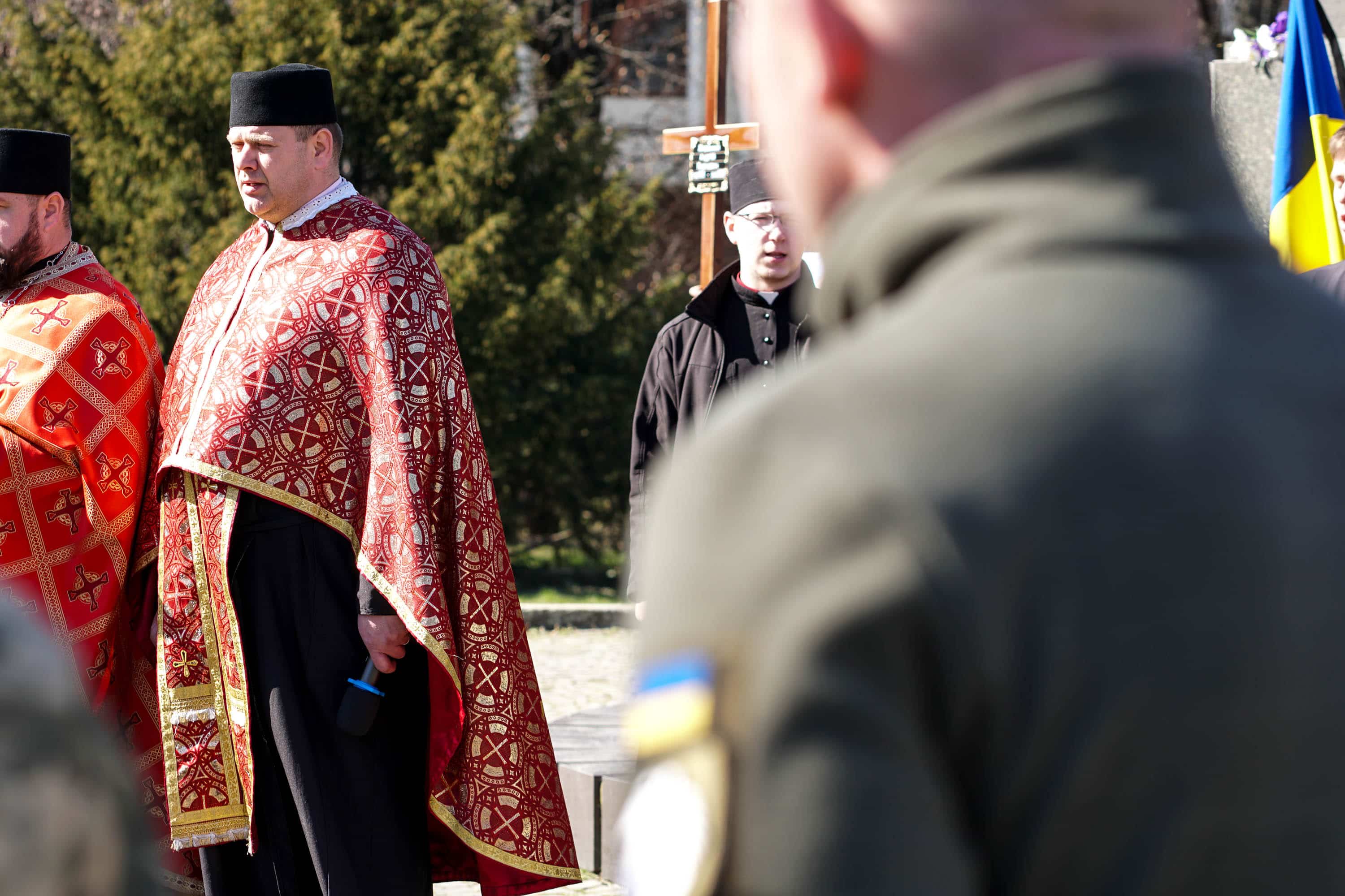 В Ужгороді сьогодні попрощалися із 56-річним старшим солдатом Андрієм Жабським